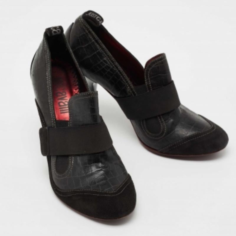 Noir Bottines en cuir et daim gaufré noir Roberto Cavalli Taille 37 en vente
