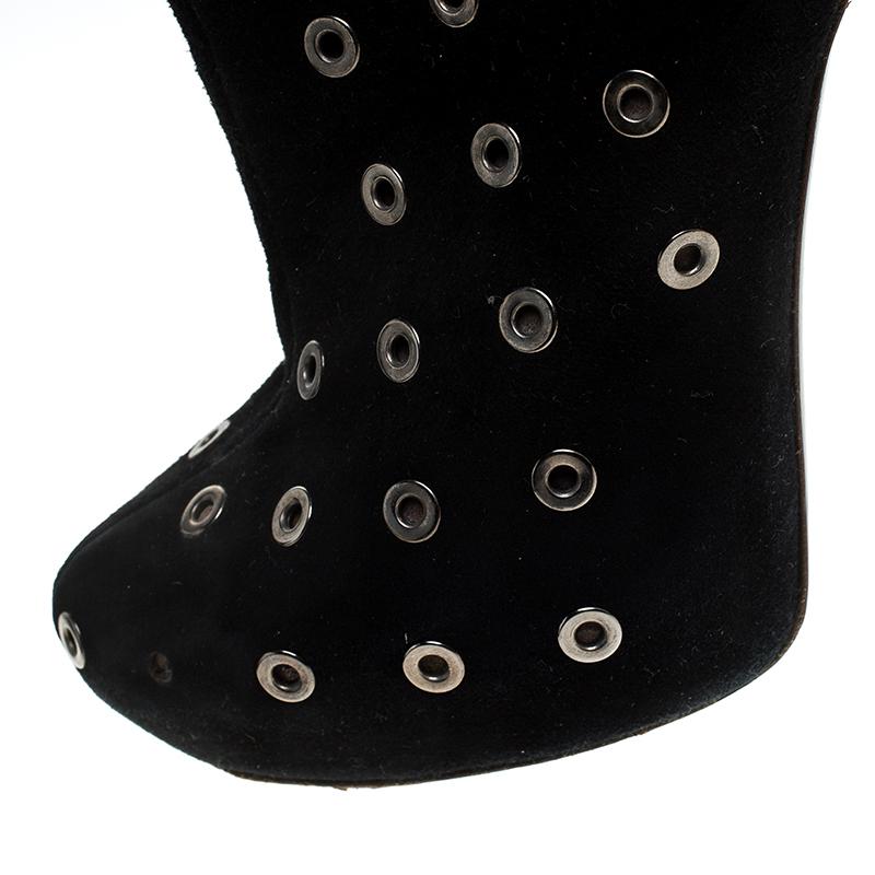 Roberto Cavalli Black Eyelet Suede Platform Ankle Boots Size 36.5 For Sale 3
