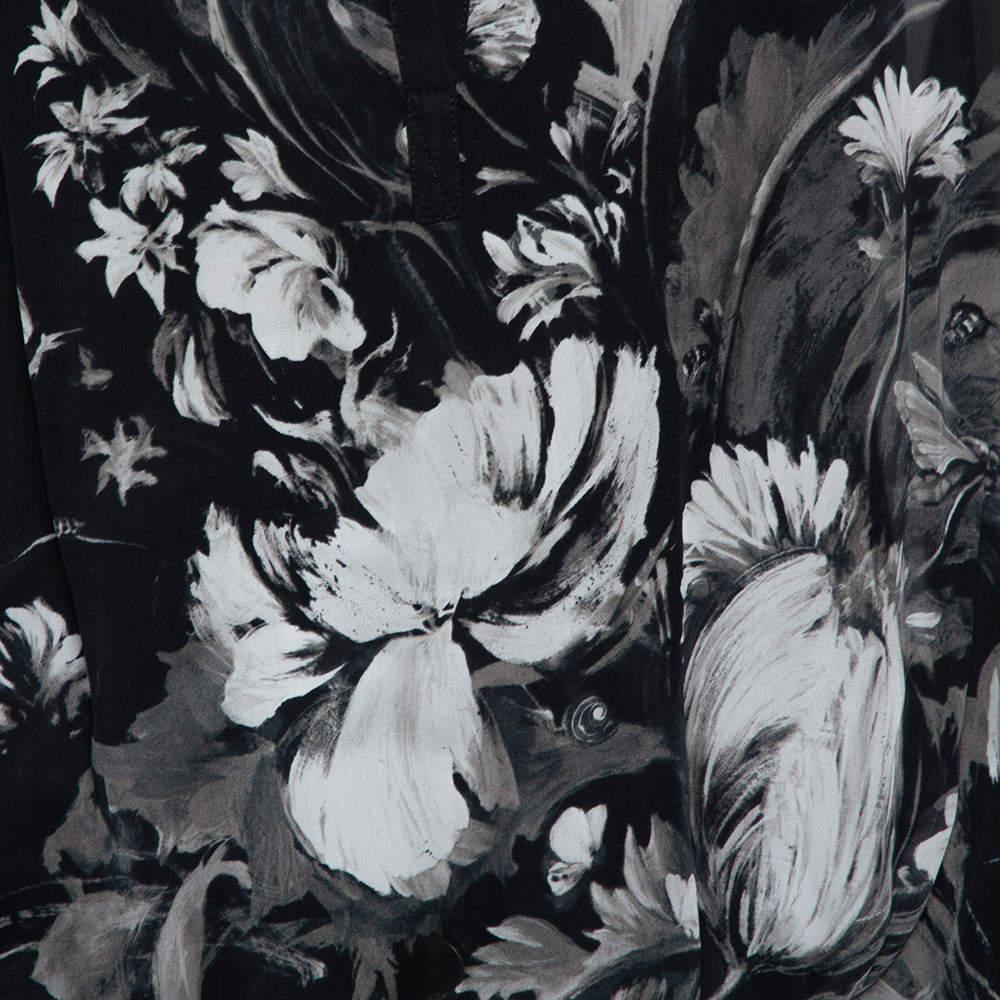 Roberto Cavalli Black Floral Print Silk Sheer Kaftan Blouse S Bon état à Dubai, Al Qouz 2