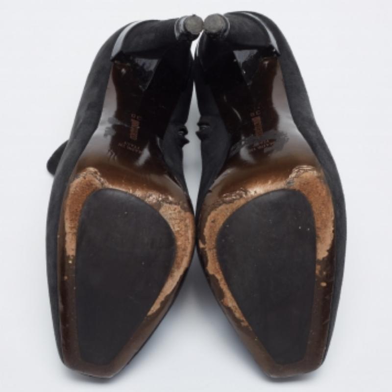 Roberto Cavalli Black Laminated Suede Ankle Boots Size 38 For Sale 4
