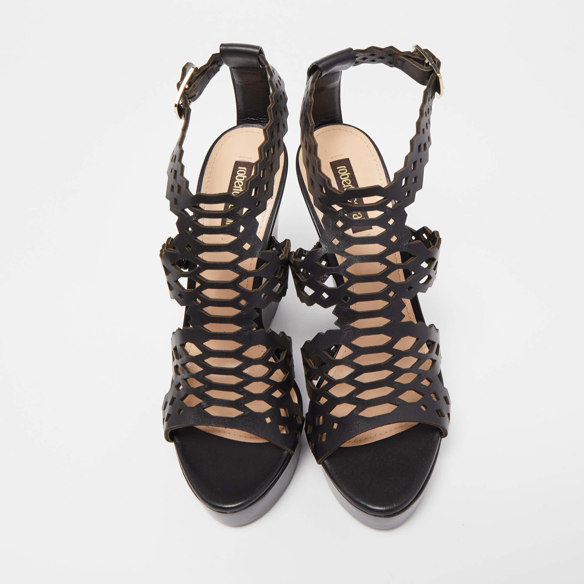 These heeled sandals are the perfect combination of style and comfort, with a sleek design that adds a touch of elegance to any outfit. The sturdy heel offers stability, while the soft straps ensure a comfortable fit. Ideal for many occasions, these