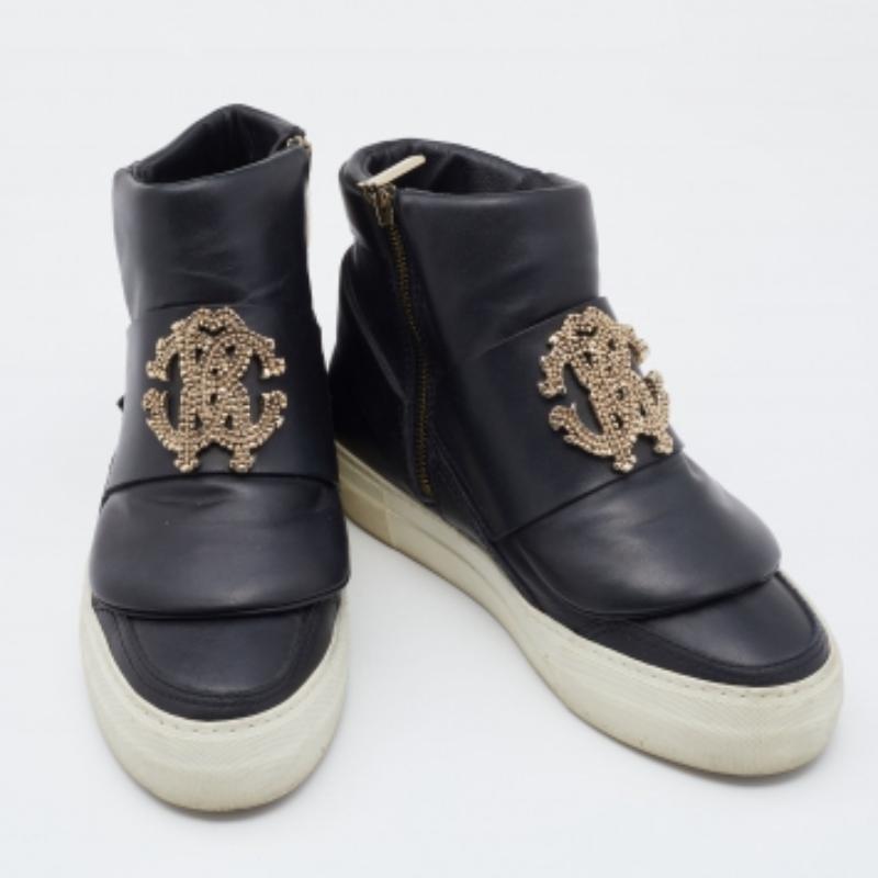 Roberto Cavalli Schwarze High Top-Turnschuhe aus Leder Größe 36 im Zustand „Relativ gut“ im Angebot in Dubai, Al Qouz 2