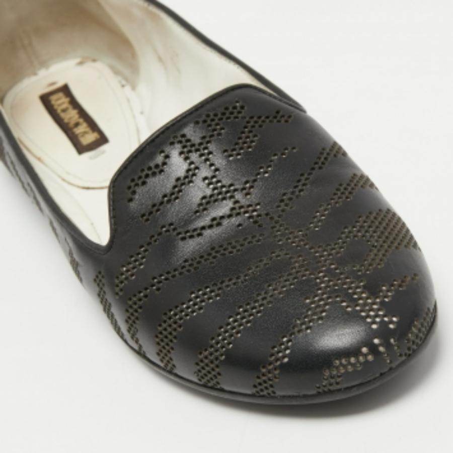 Donna Roberto Cavalli - Ballerine in pelle nera taglio laser taglia 36 in vendita