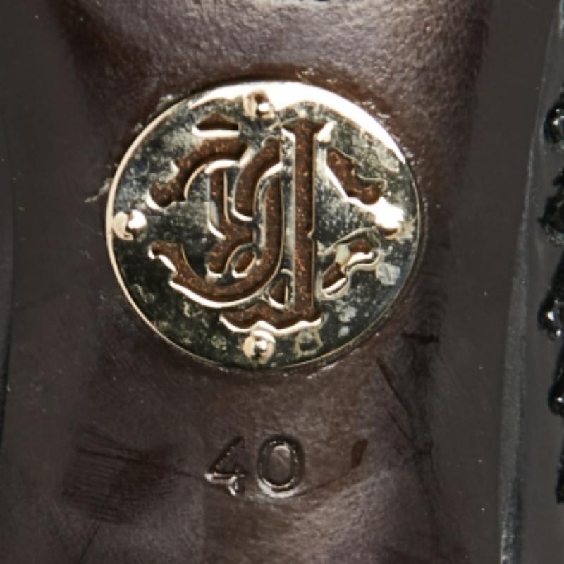 Roberto Cavalli Botines de charol y piel negros Talla 40 en venta 1