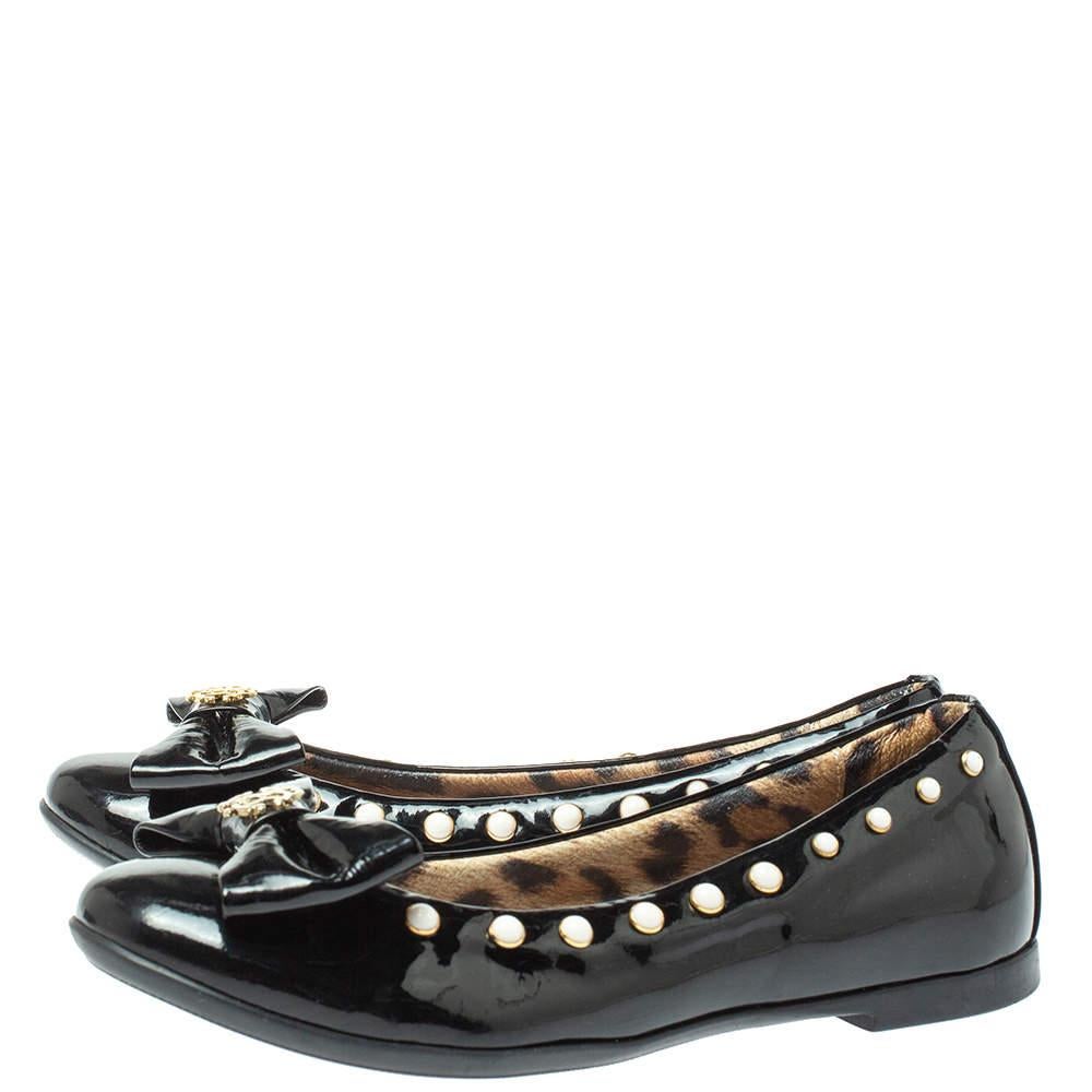 Roberto Cavalli - Ballerines avec nœud en cuir verni noir Taille 37 Bon état à Dubai, Al Qouz 2