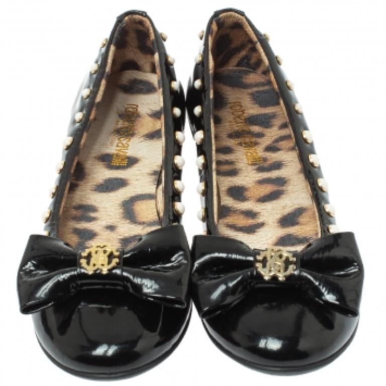 Women's Roberto Cavalli Black Patent Leather Embellished Bow Ballet Flats Size 37 For Sale