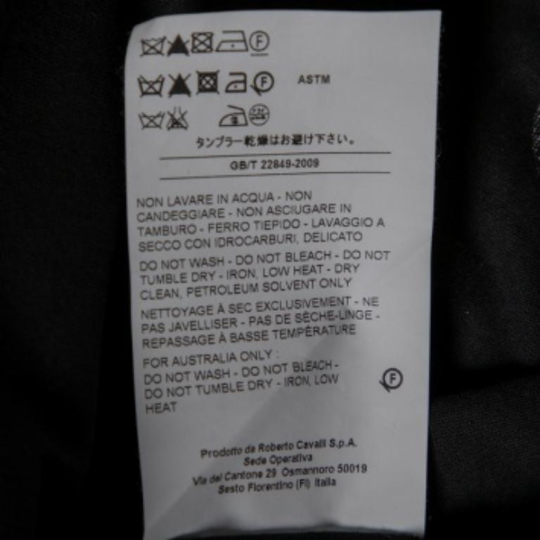 Roberto Cavalli Camiseta negra de manga corta de algodón estampado M en venta 1