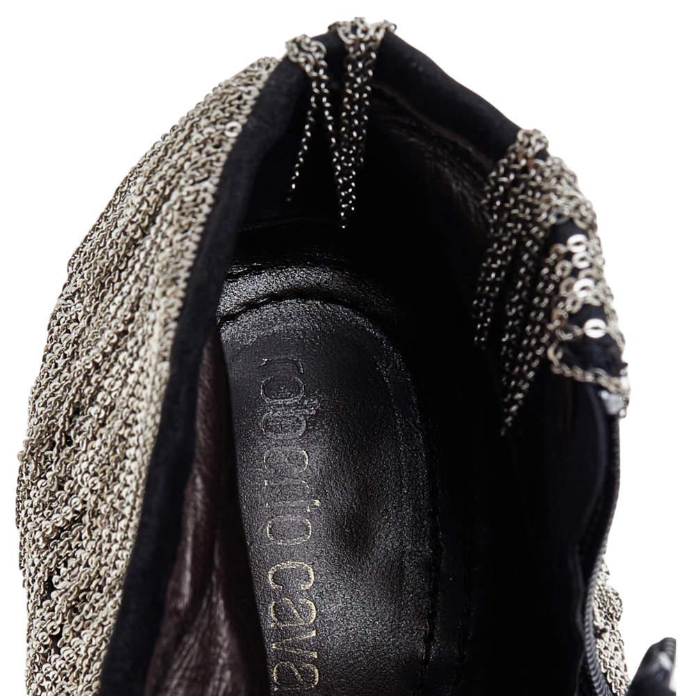 Roberto Cavalli Black Suede Chain Booties Size 40 In Fair Condition For Sale In Dubai, Al Qouz 2