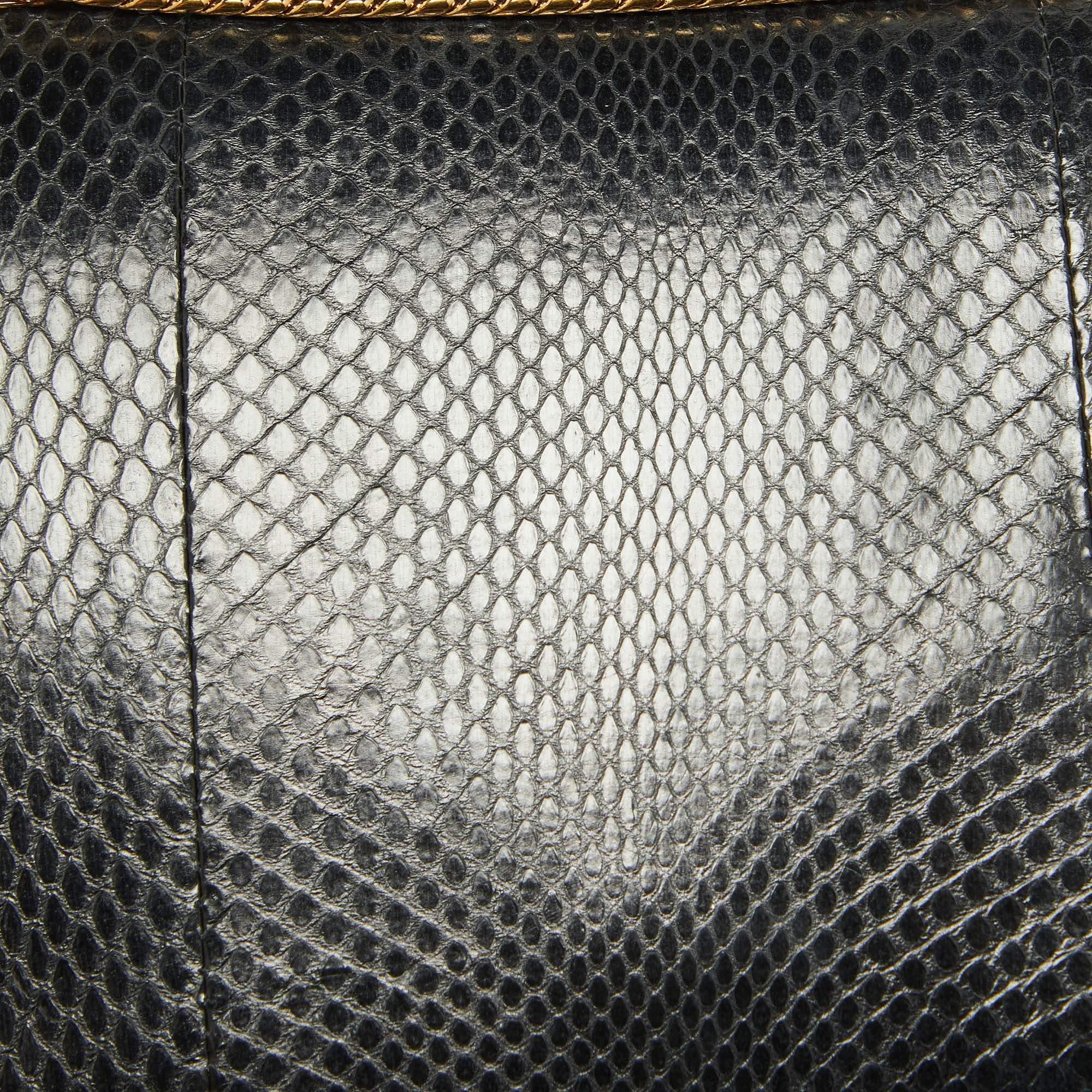 Roberto Cavalli Schwarze Wasserschlangenleder-Tasche mit Serpente-Rahmen und Kette im Angebot 8