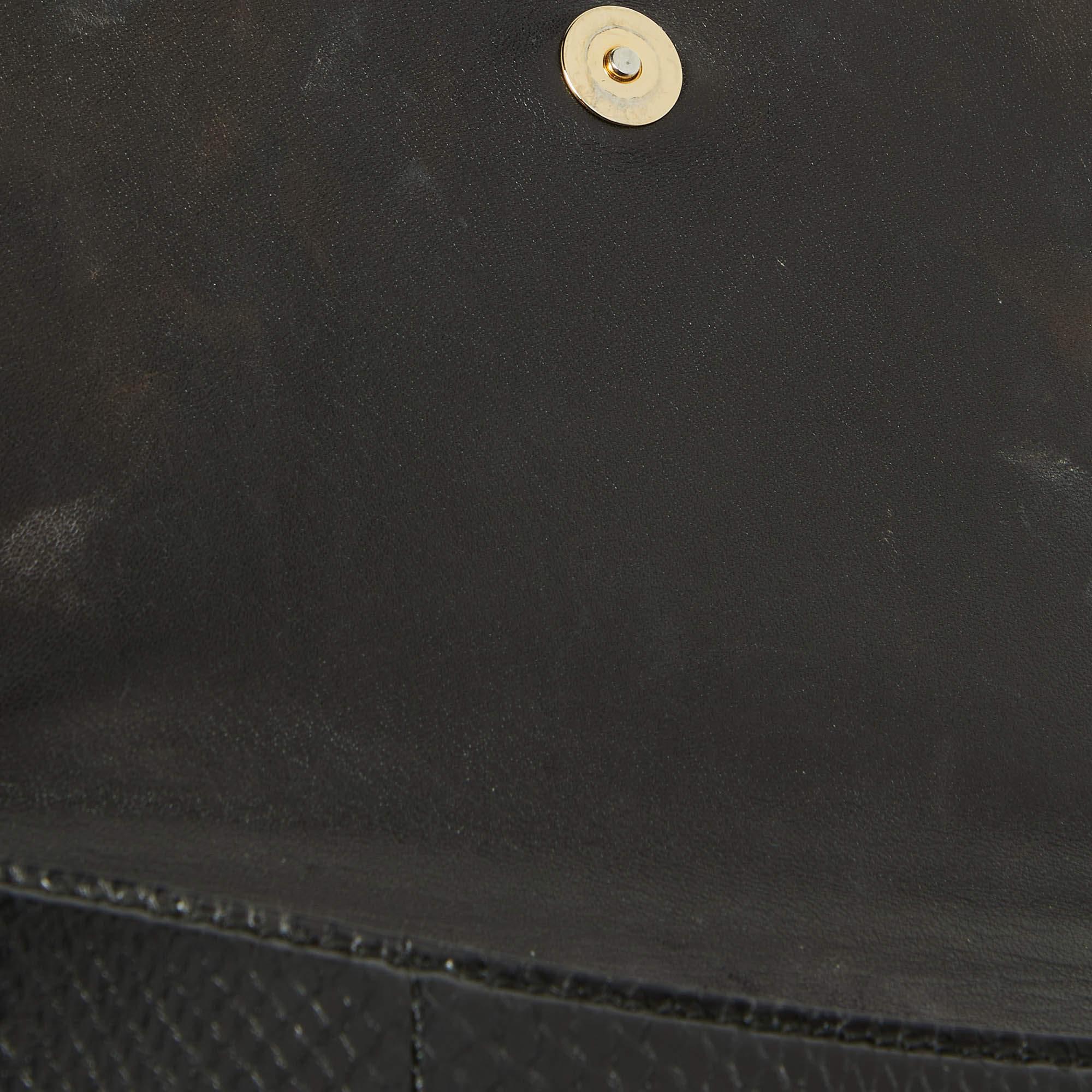 Roberto Cavalli Schwarze Wasserschlangenleder-Tasche mit Serpente-Rahmen und Kette im Angebot 4