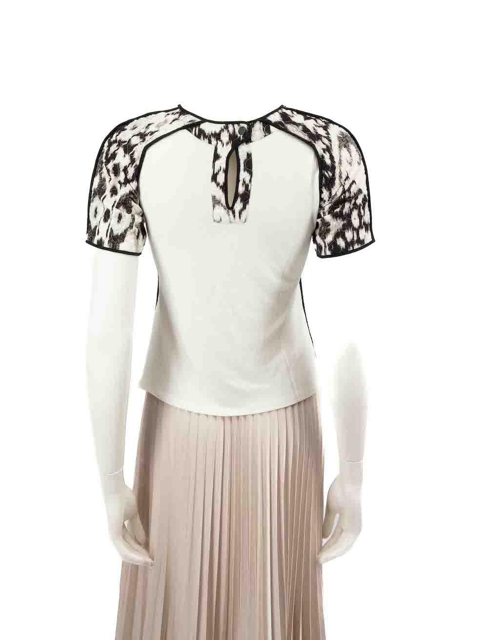 Roberto Cavalli Black & White Silk Quilted Top Size S In Excellent Condition For Sale In London, GB