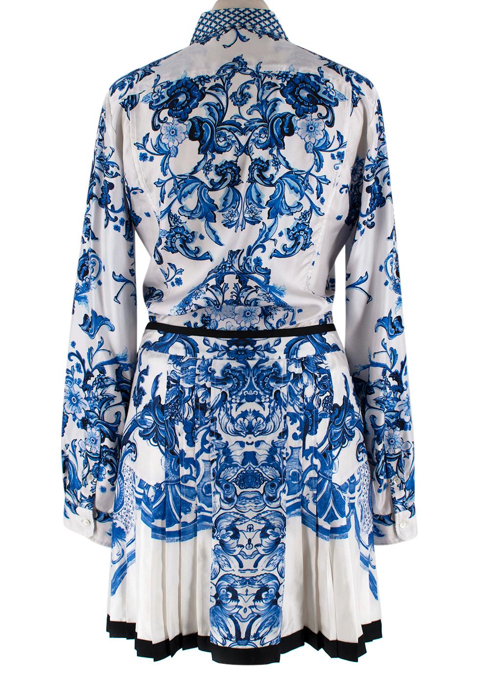 Women's or Men's Roberto Cavalli Blue & White Floral Silk Shirt & Skirt - Size XXS/XS
