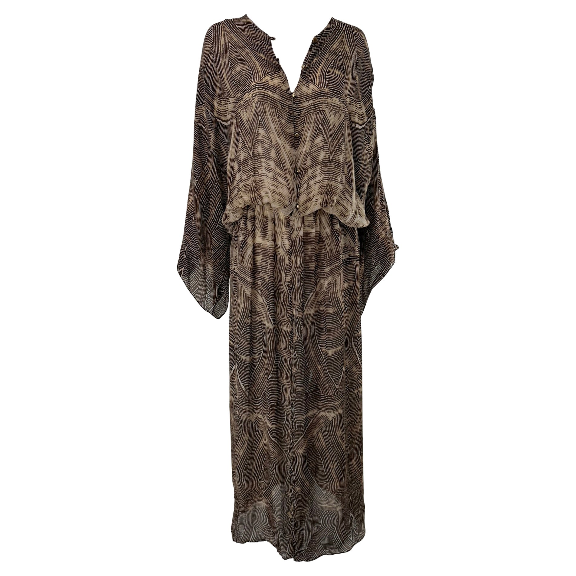 Robe longue Roberto Cavalli à manches kimono et fente à l'ourlet, en soie imprimée marron et crème, années 1980