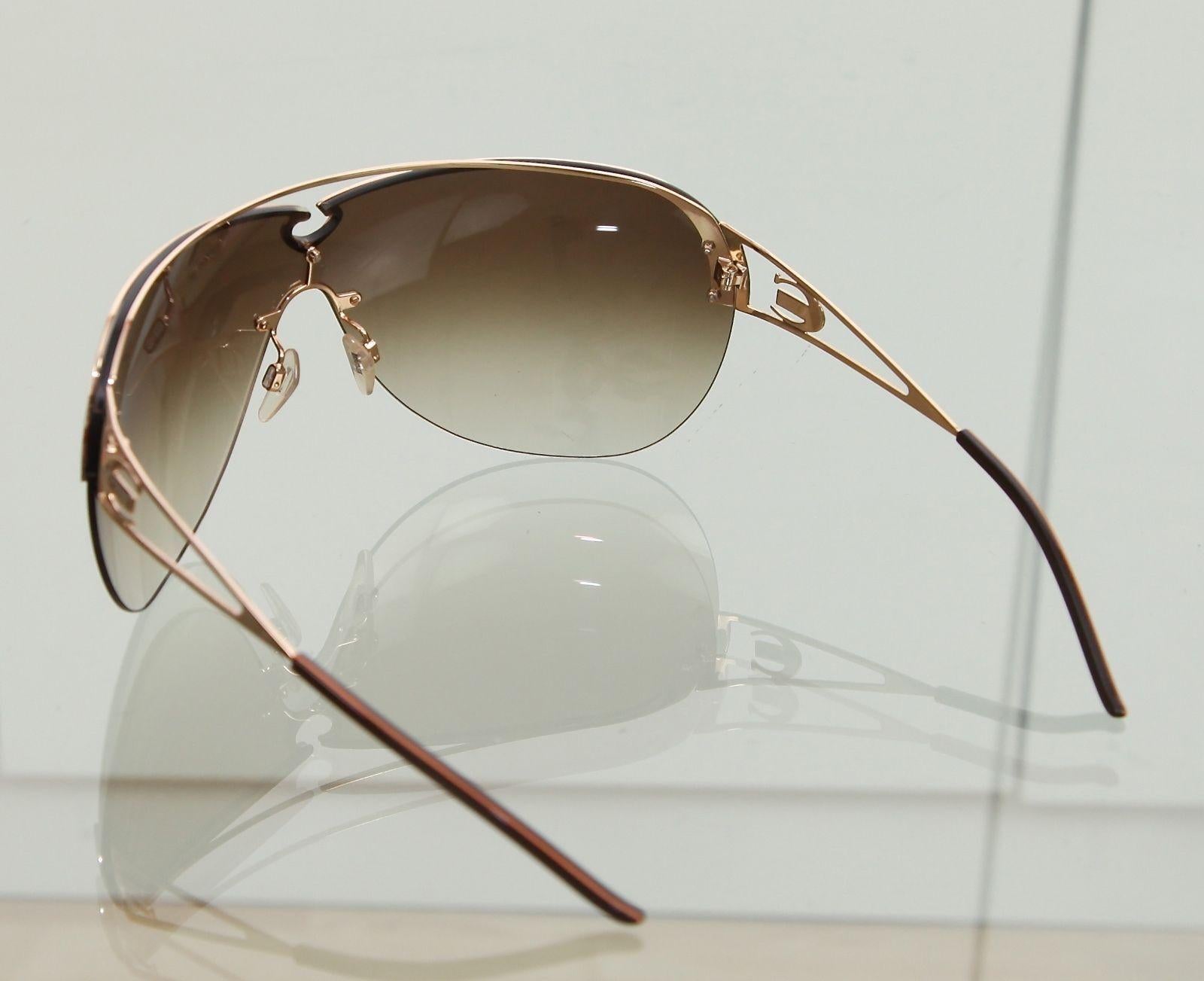 ROBERTO CAVALLI Brown Sunglasses Gradient Lens Shield Gold Hardware W/Case For Sale 4