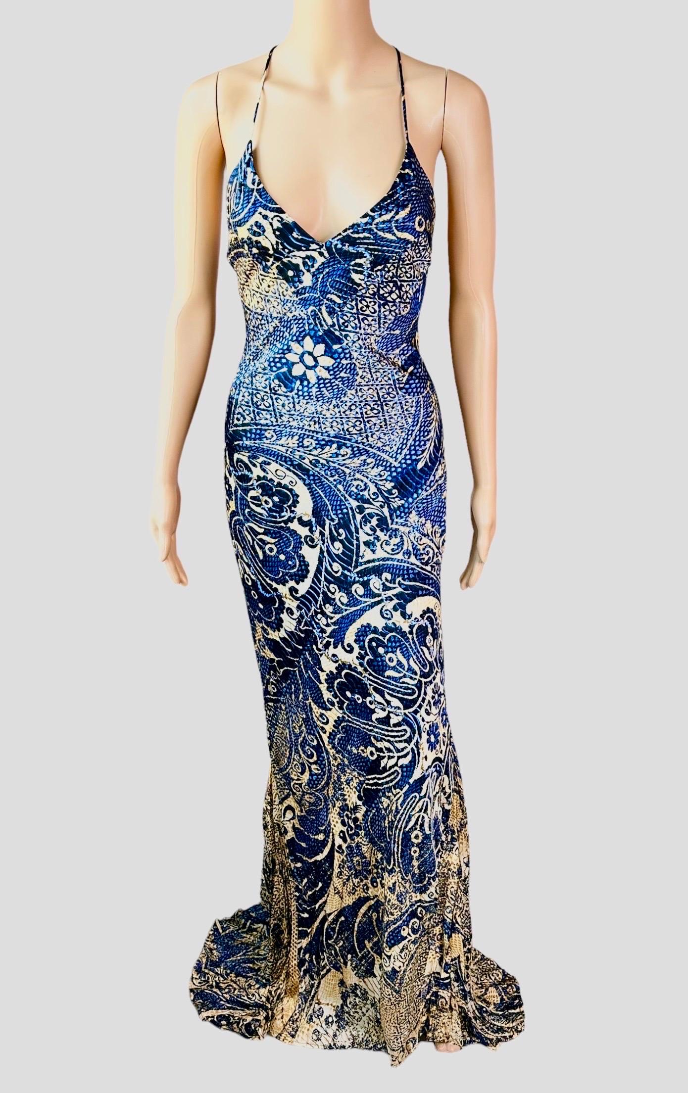 Roberto Cavalli c.2005 Bustier Abstract Print Train Maxi Evening Dress Gown In Good Condition For Sale In Naples, FL