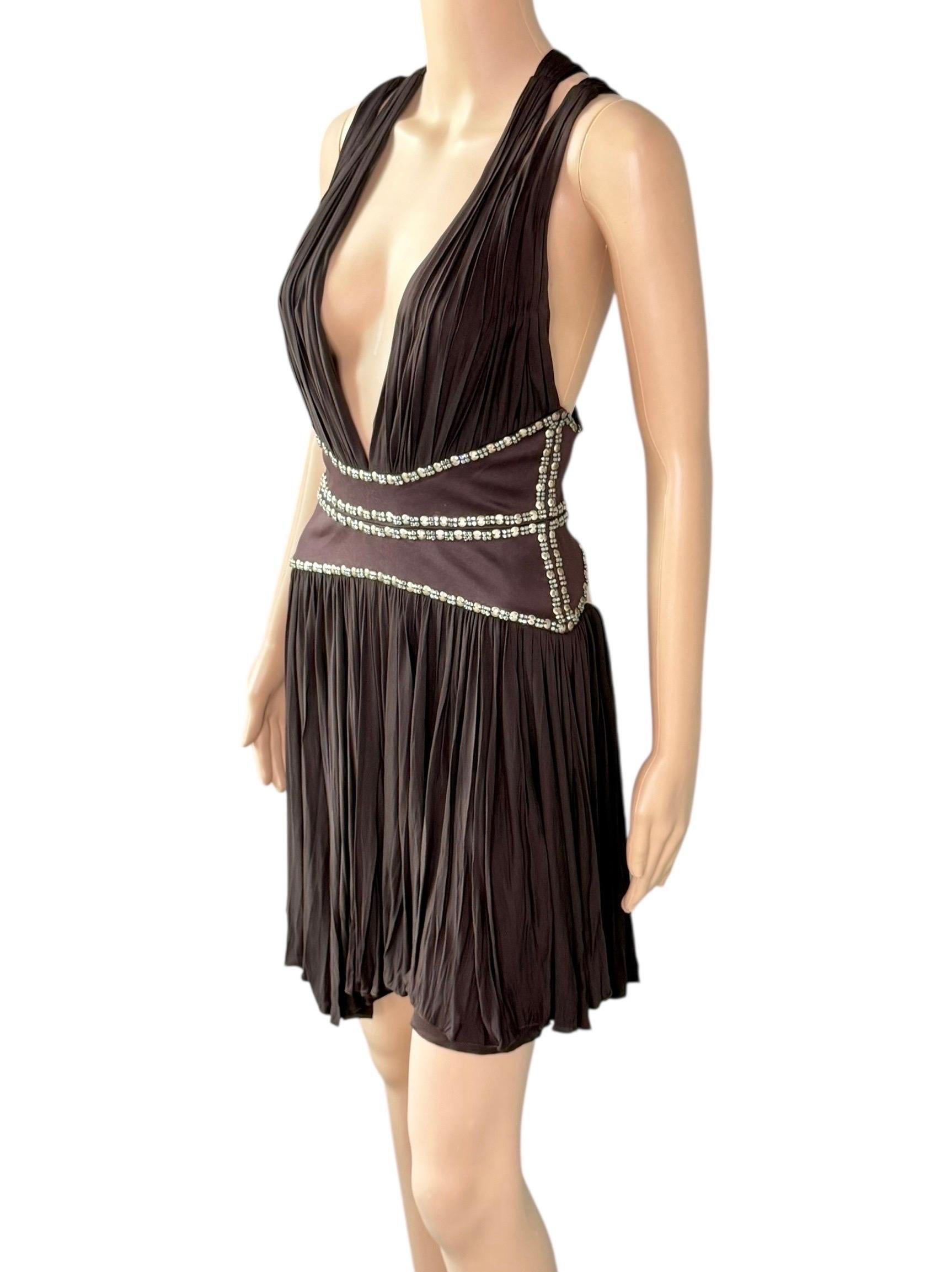 Roberto Cavalli c.2008 Minivestido marrón con escote pronunciado y recorte adornado en venta 1