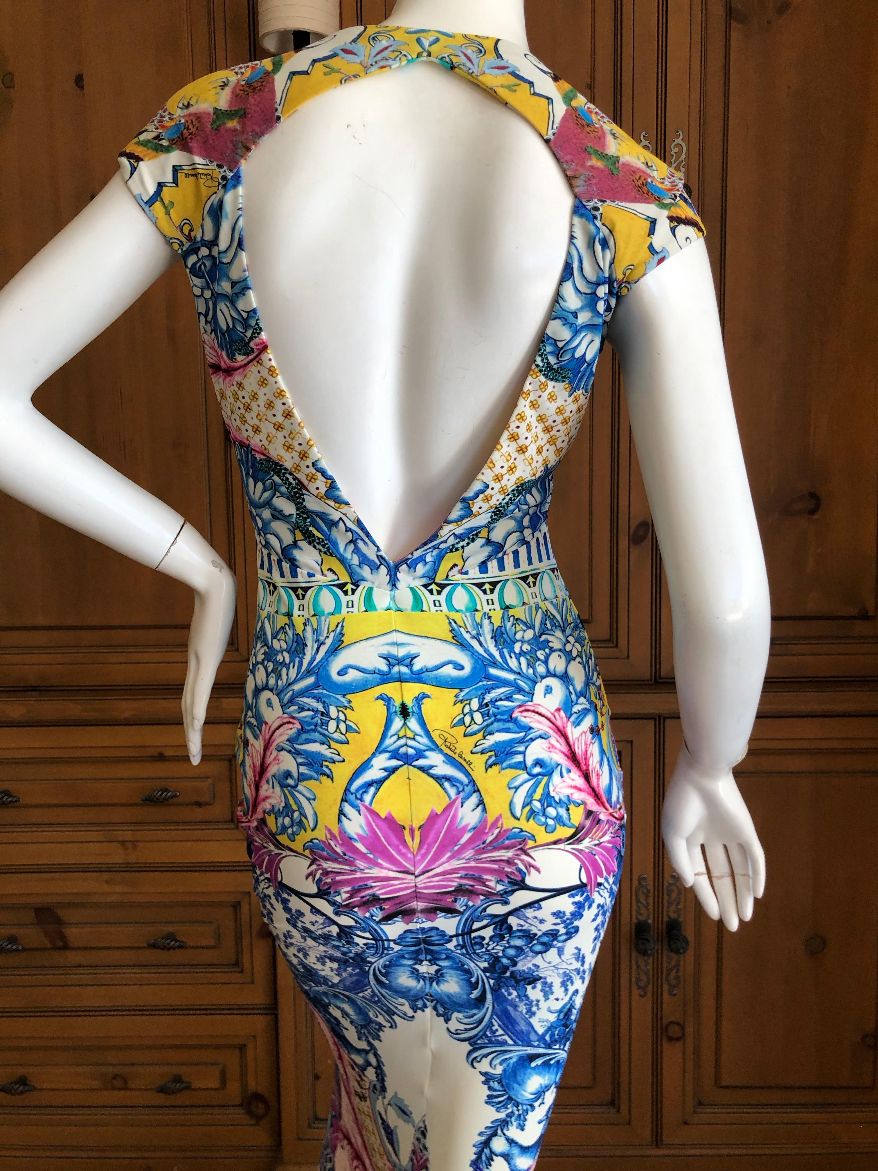 Roberto Cavalli China Pattern Print Body Hugging Maxi Dress with Keyhole Back In Excellent Condition For Sale In Cloverdale, CA