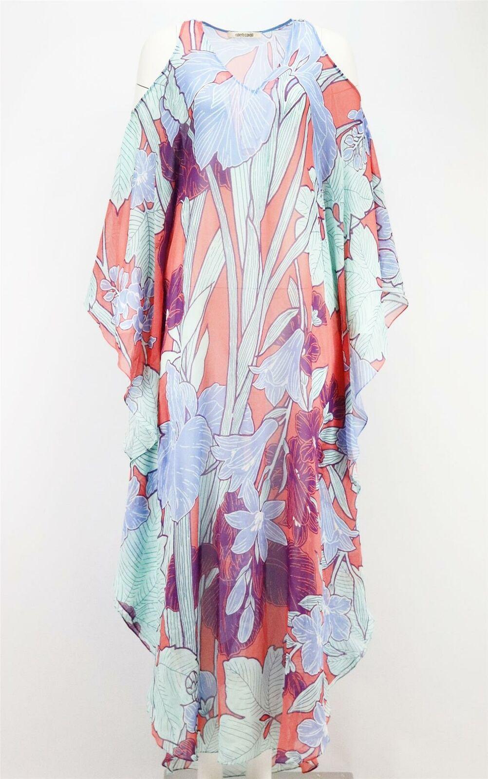 This Roberto Cavalli dress is cut from floral-print silk-georgette, this maxi dress has cold-shoulder cutouts and fits for a loose billowing silhouette.
Pink and blue silk-georgette.
Slips on.
100% Silk.

Size: IT 40 (UK 8, US 4, FR 36)
Bust