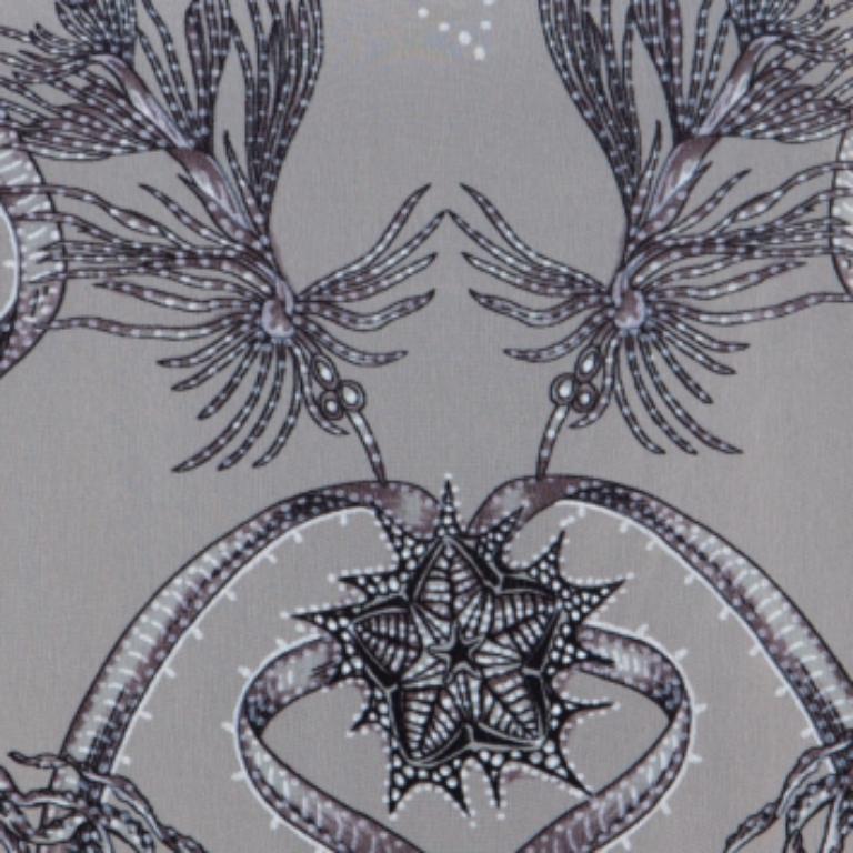 Roberto Cavalli Top imprimé botanique en mousseline de soie crème et Brown M Pour femmes en vente