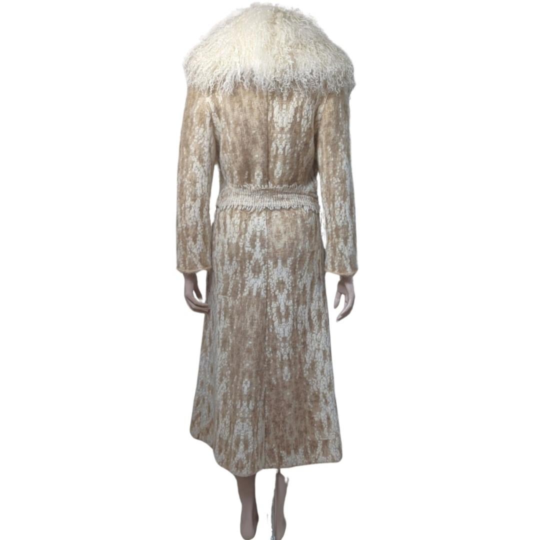 Roberto Cavalli Cream Knit Coat with Mongolian Fur Collar In Good Condition In GOUVIEUX, FR