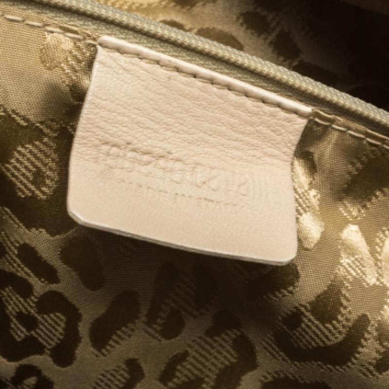 Beige Roberto Cavalli - Hobo à franges clouté en cuir crème en vente