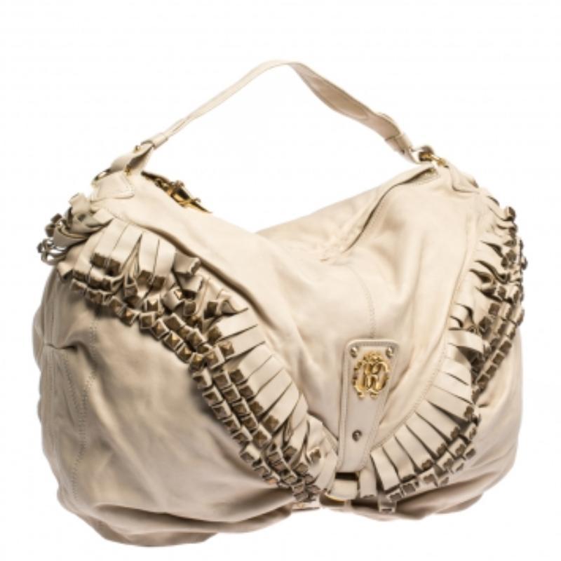 Roberto Cavalli - Hobo à franges clouté en cuir crème en vente 3