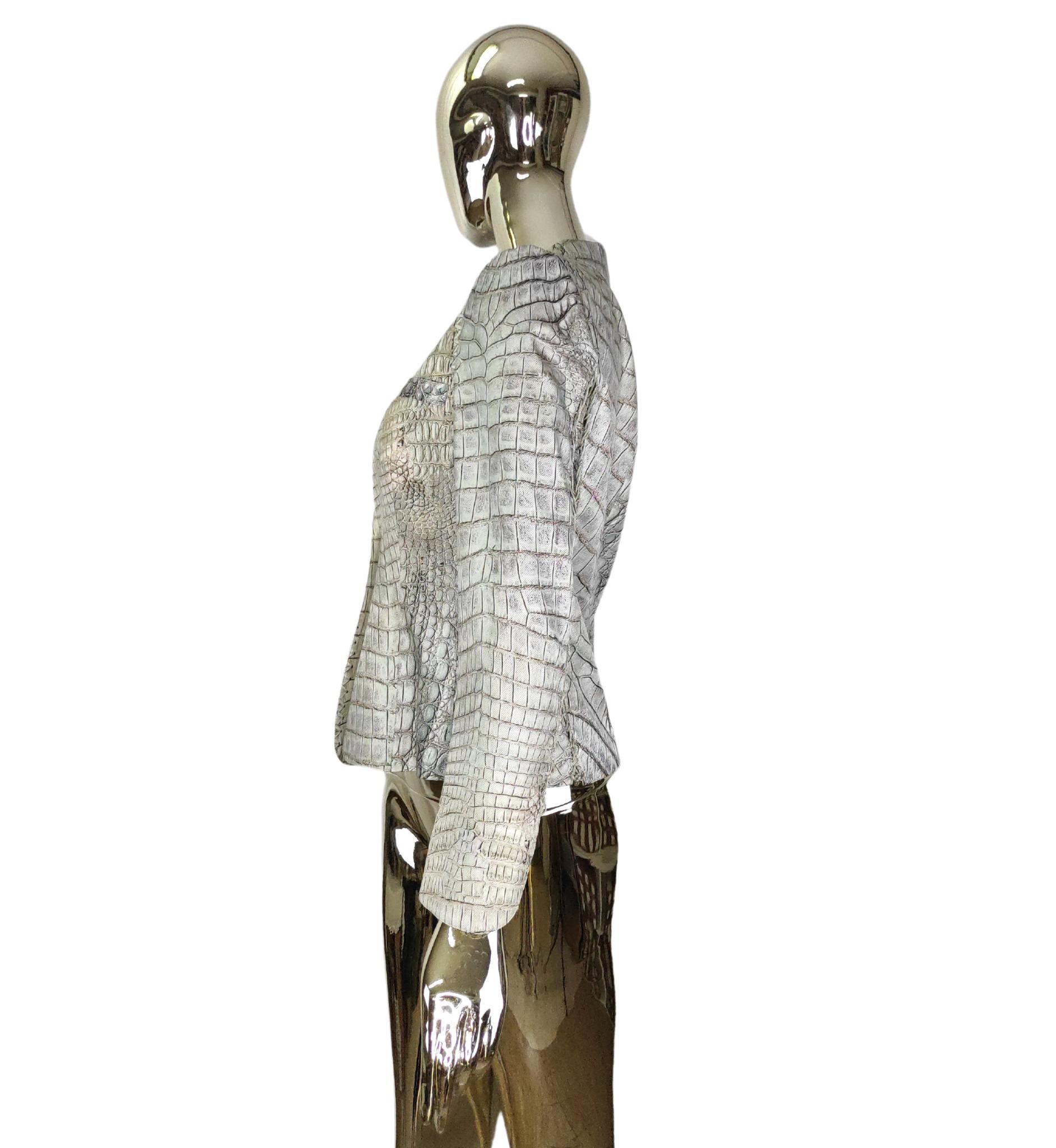 Roberto Cavalli blazer à lacets en soie imprimé crocodile Bon état - En vente à Milano, IT