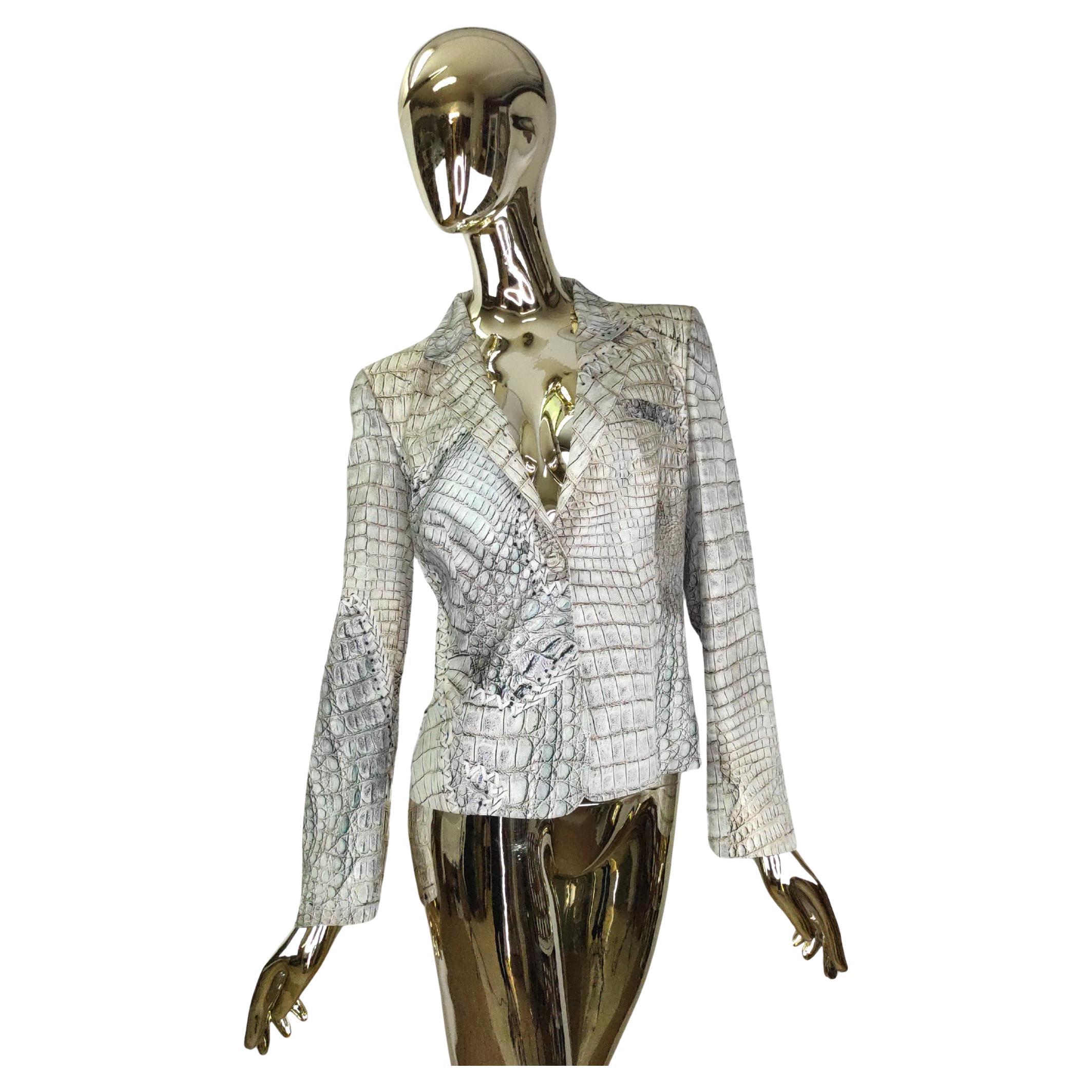 Roberto Cavalli blazer à lacets en soie imprimé crocodile en vente
