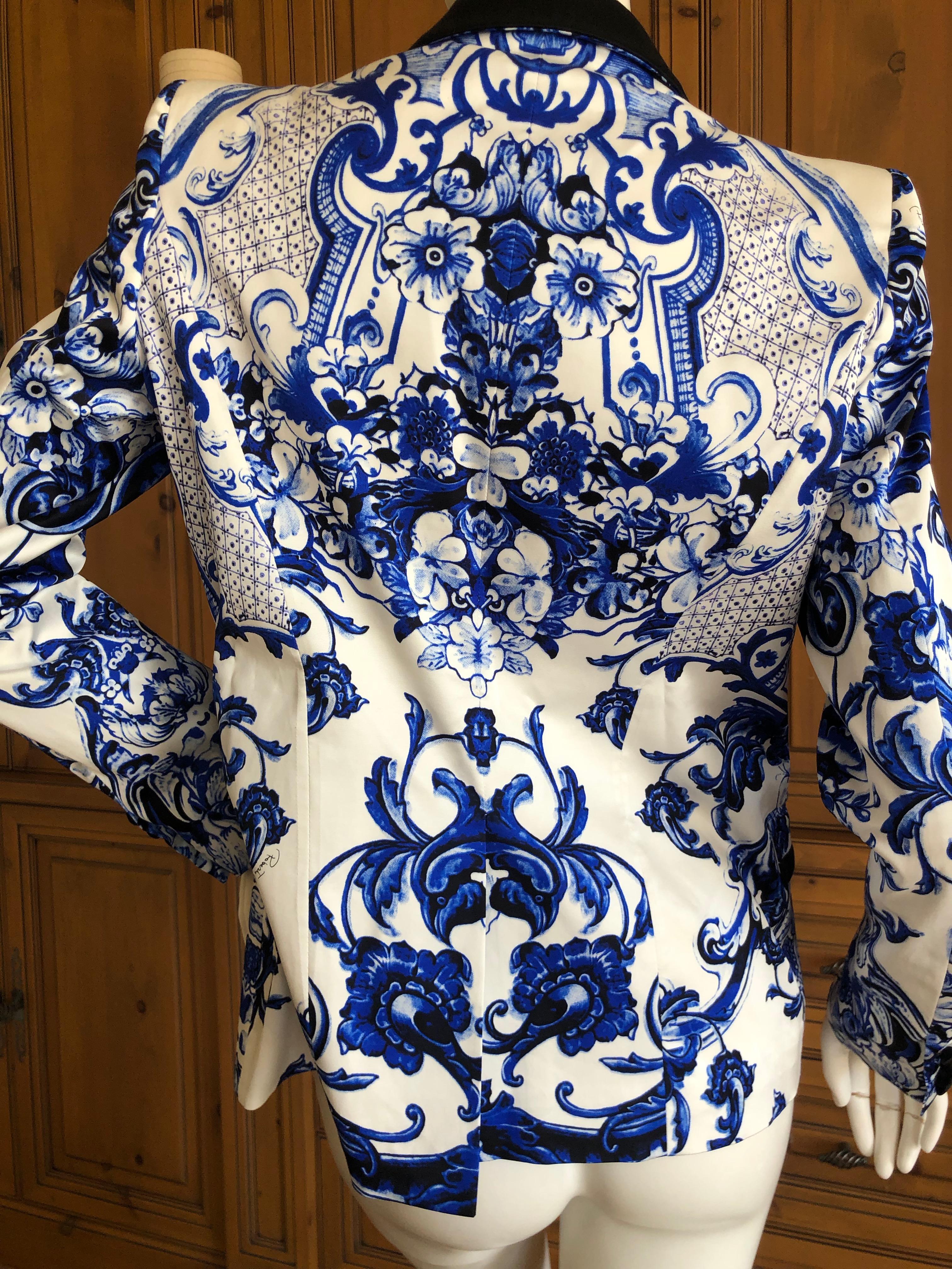 Roberto Cavalli Delft Porcelain Pattern Silk Shawl Collar Tuxedo Jacket Size 44 1