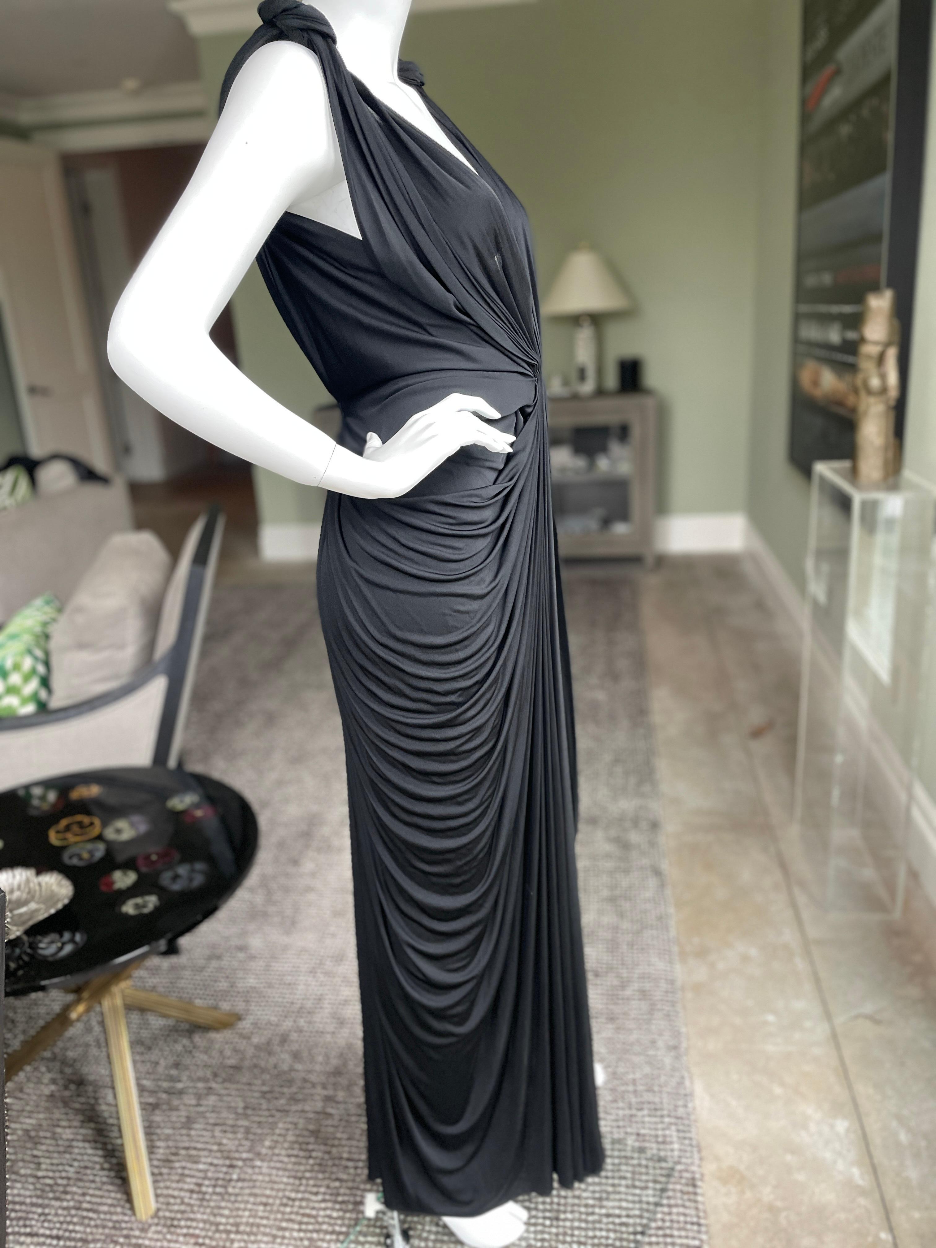 Roberto Cavalli Elegantes schwarzes Vintage-Abendkleid mit tiefem Ausschnitt und Rüschen im Angebot 1
