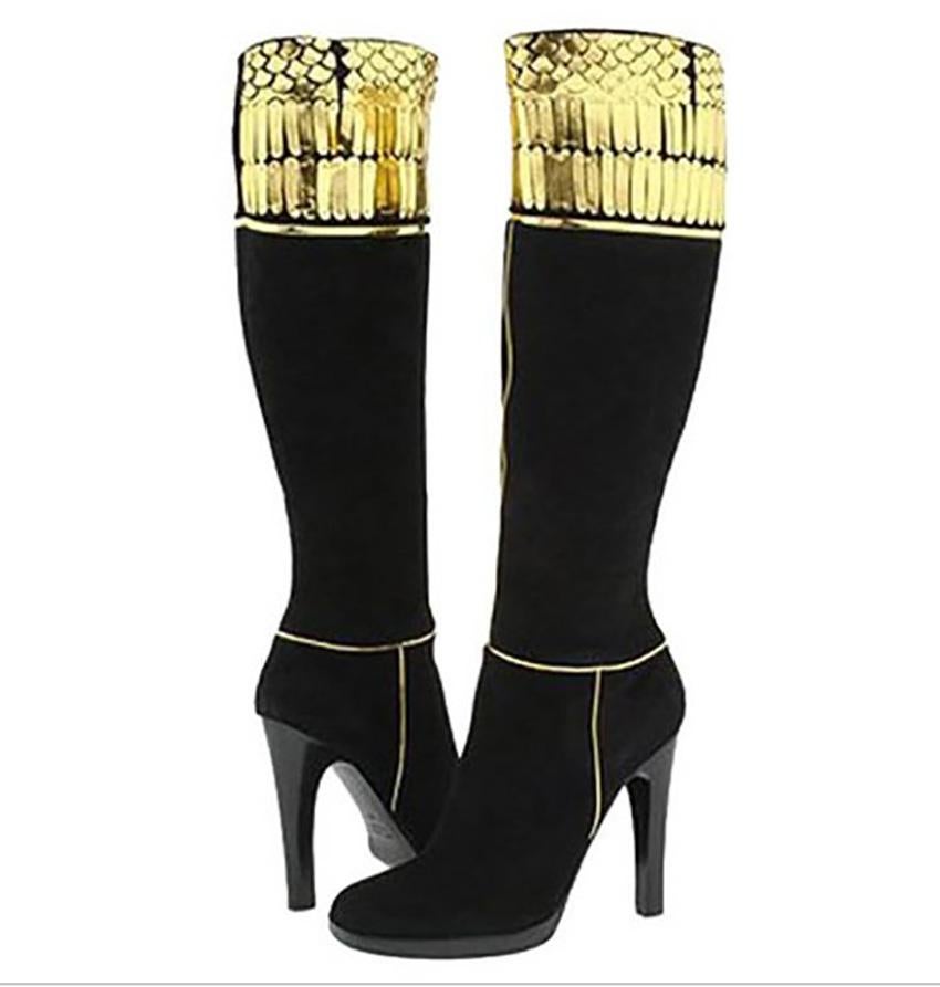 Roberto Cavalli Embellished Black Suede Boots Sz 38.5; 41 In New Condition In Montgomery, TX