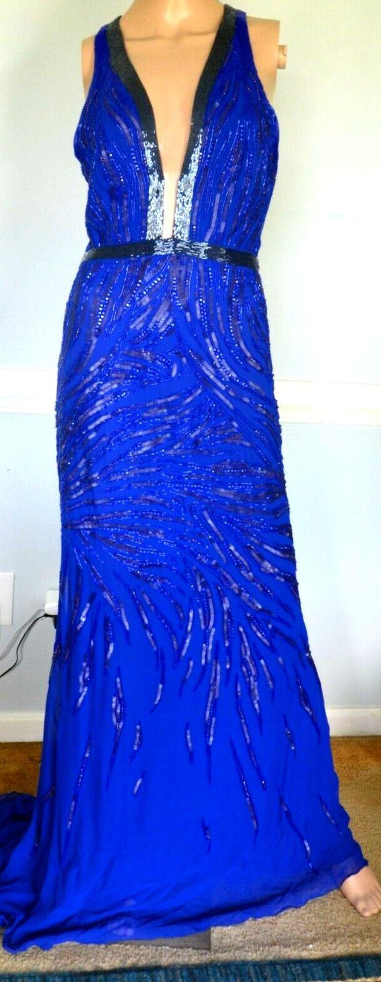ROBERTO CAVALLI Verschönertes blaues Pailletten-Abendkleid mit Pailletten, lang, US 2 4 / IT 40 im Zustand „Hervorragend“ im Angebot in Goshen, KY