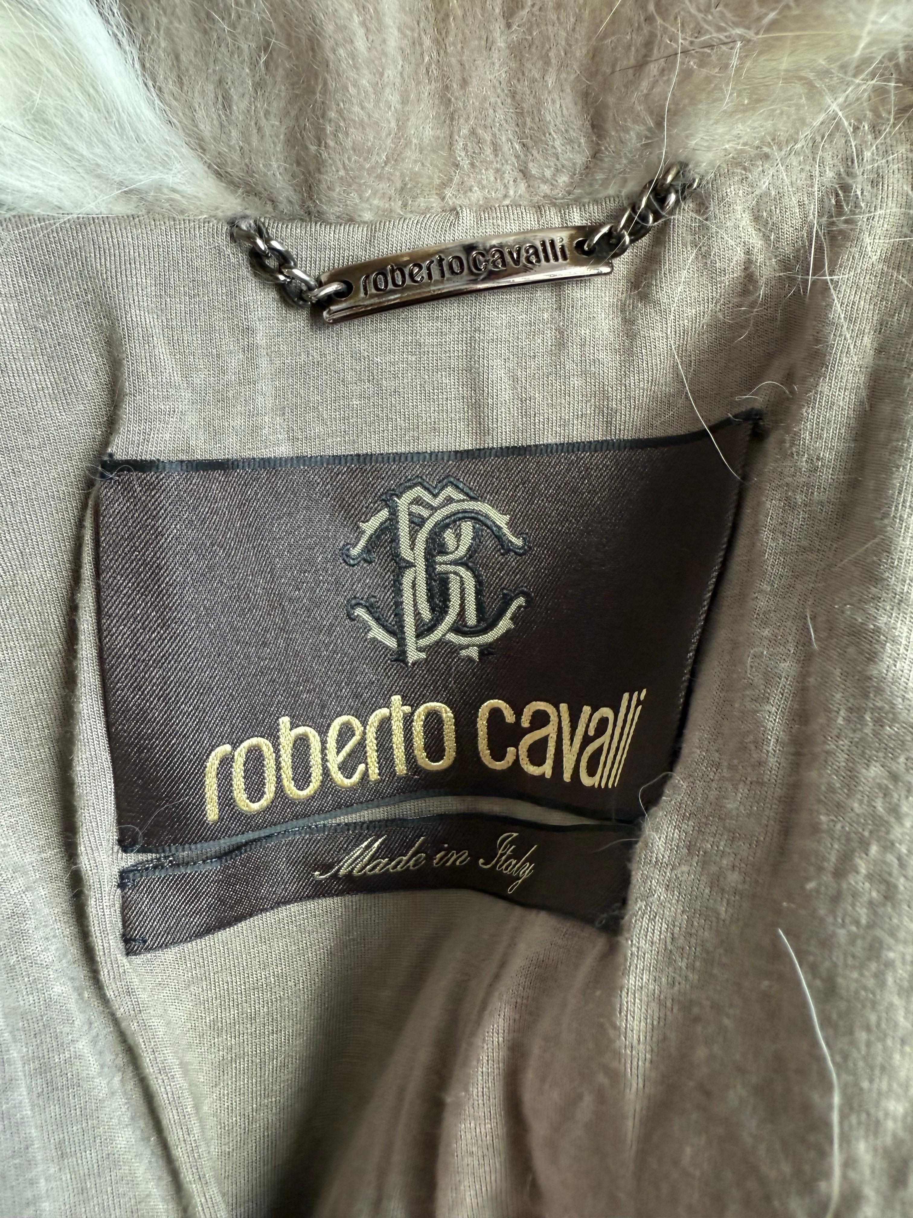 Roberto Cavalli - Giacca a mantello in pelliccia di pecora di volpe impreziosita da borchie - Coates in vendita 10