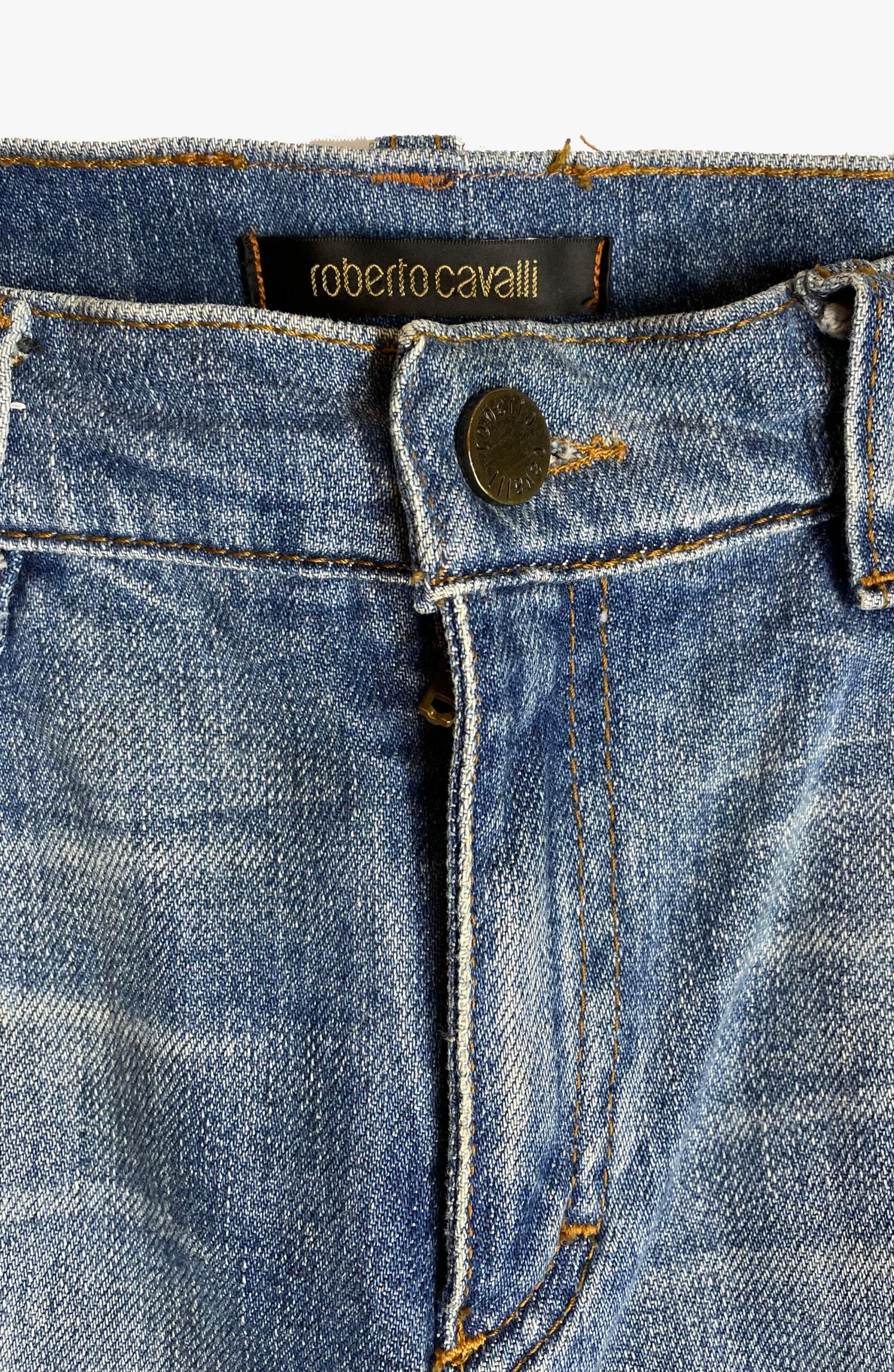 Roberto Cavalli bestickte Jeans, 2000er Jahre im Zustand „Gut“ im Angebot in New York, NY
