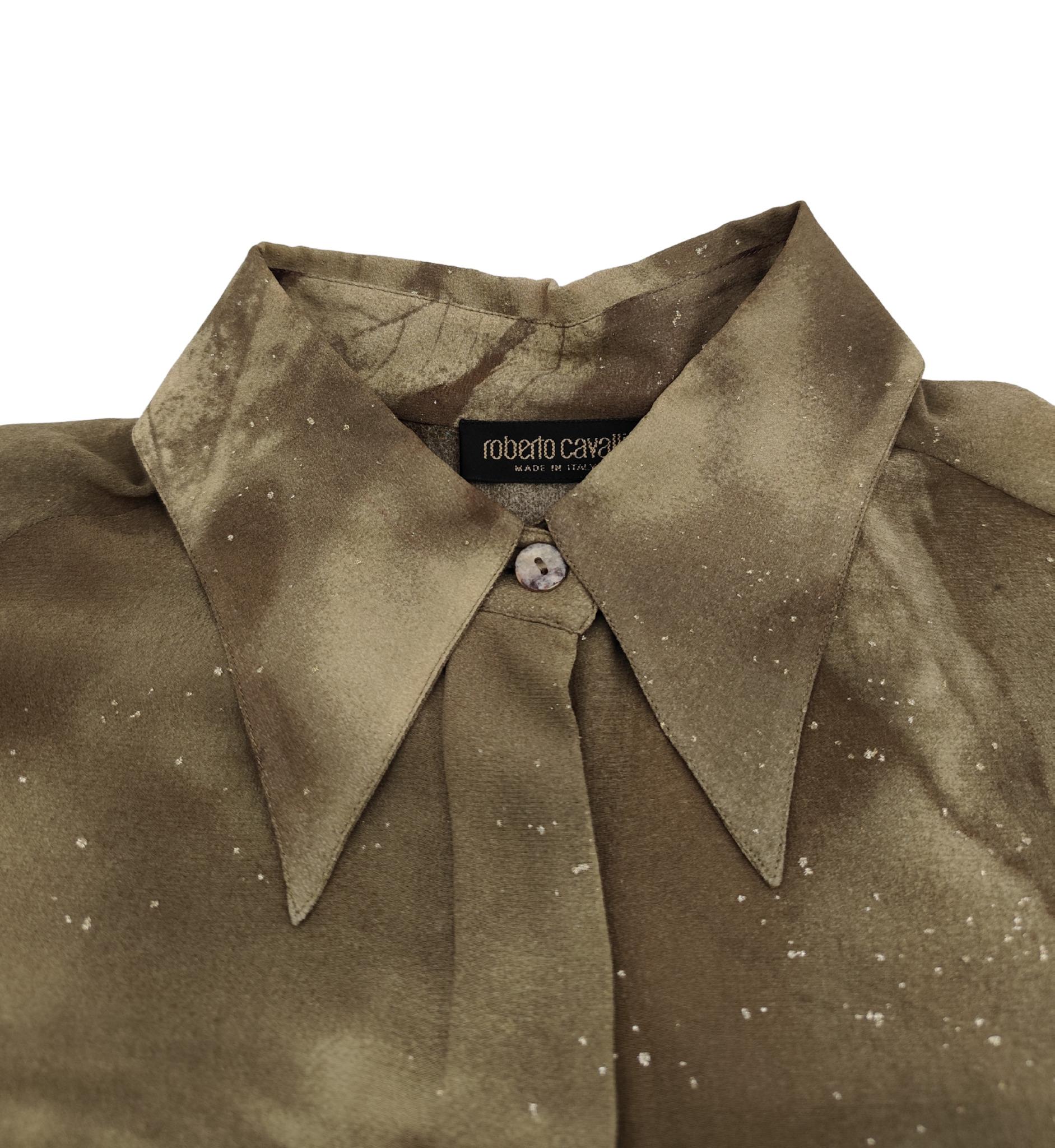 Roberto Cavalli A/I 1999: camicia in seta verde con stampa di foglie di cannabis in vendita 5