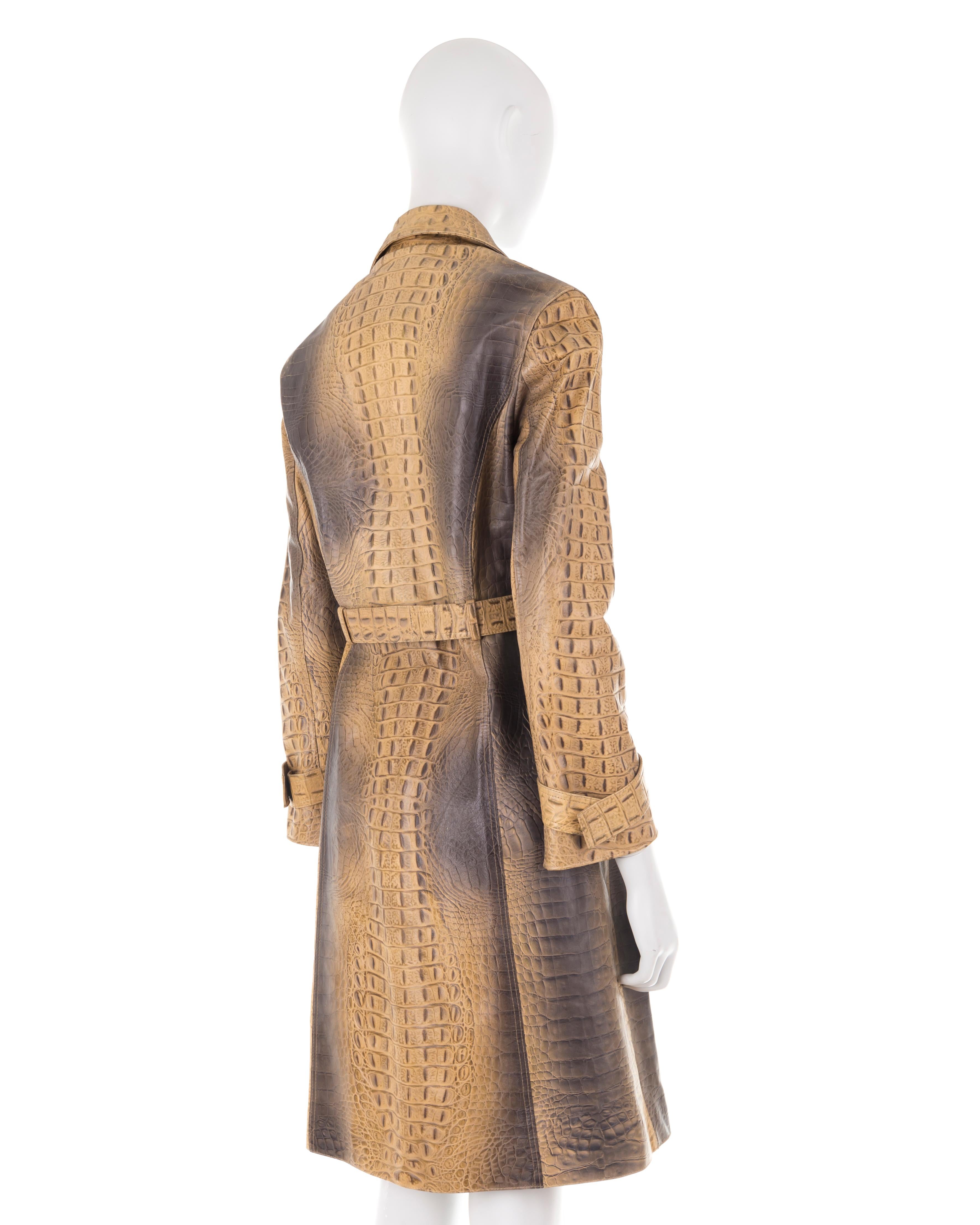 Roberto Cavalli F/W 2000 croc embossed leather trench coat In Excellent Condition In Rome, IT