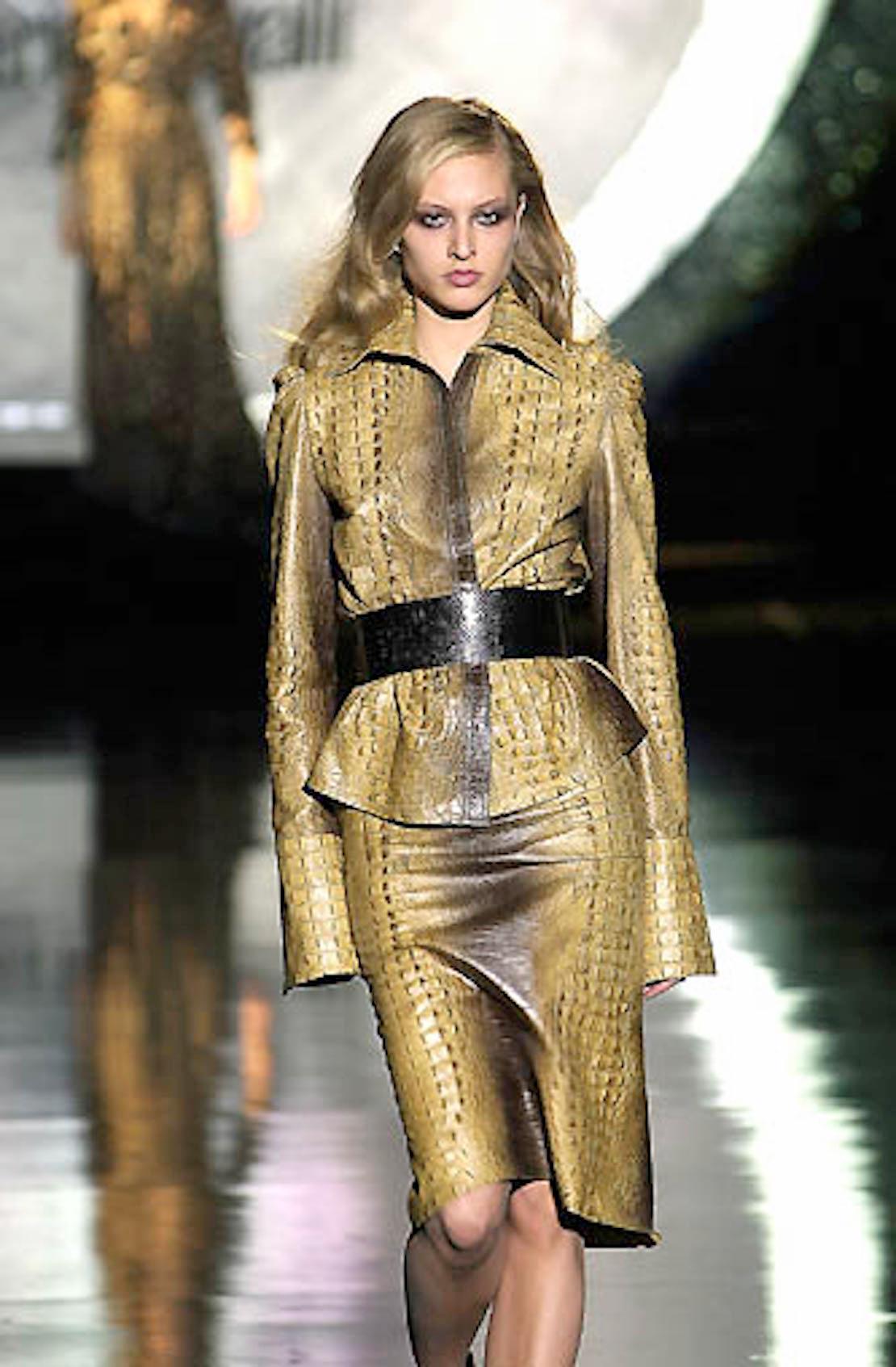 Roberto Cavalli F/W 2000 croc embossed leather trench coat For Sale 3