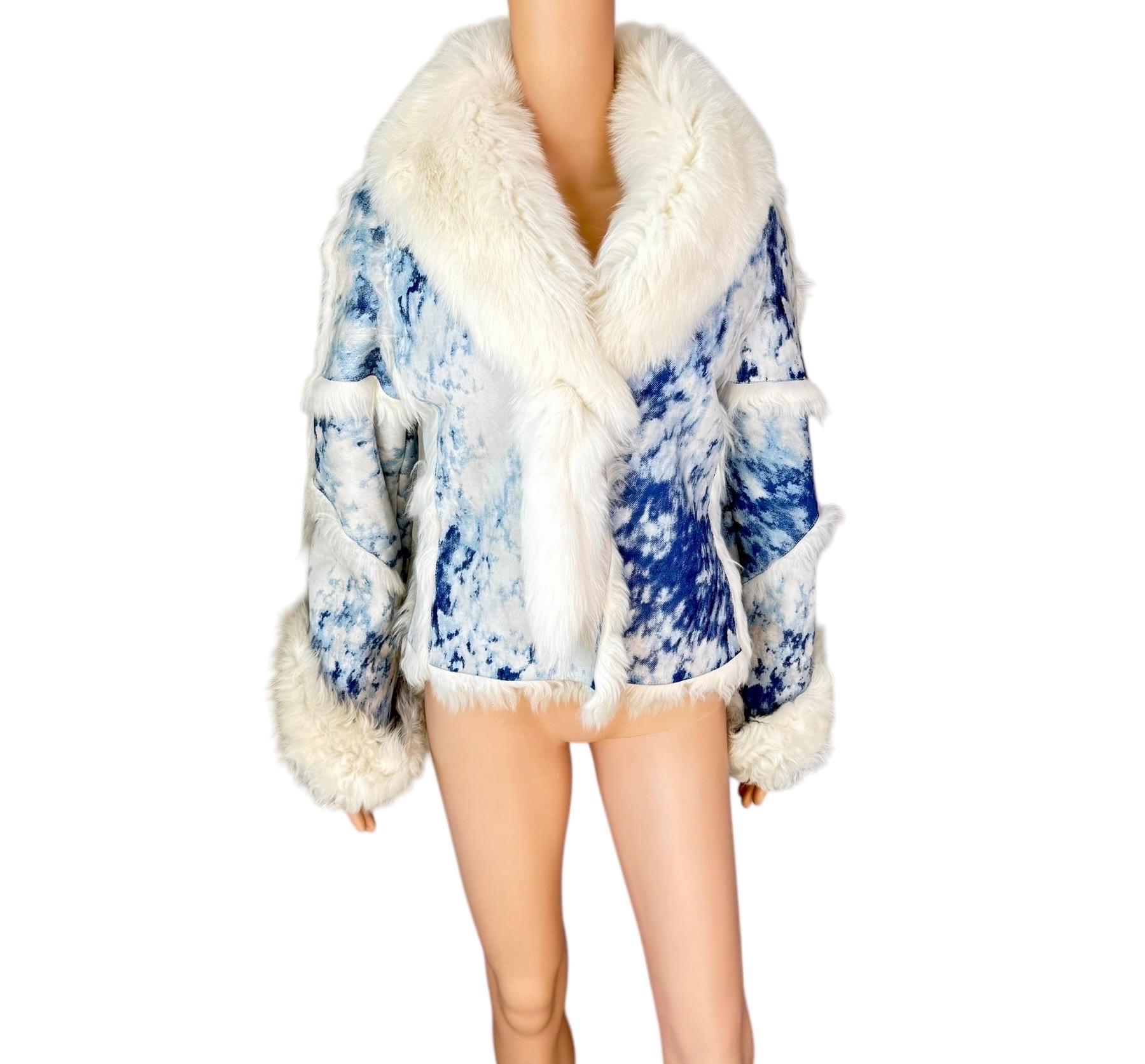 Roberto Cavalli F/W 2001 Blue Tie Dye Shearling Leather & Fox Fur Jacket Coat In Good Condition For Sale In Naples, FL