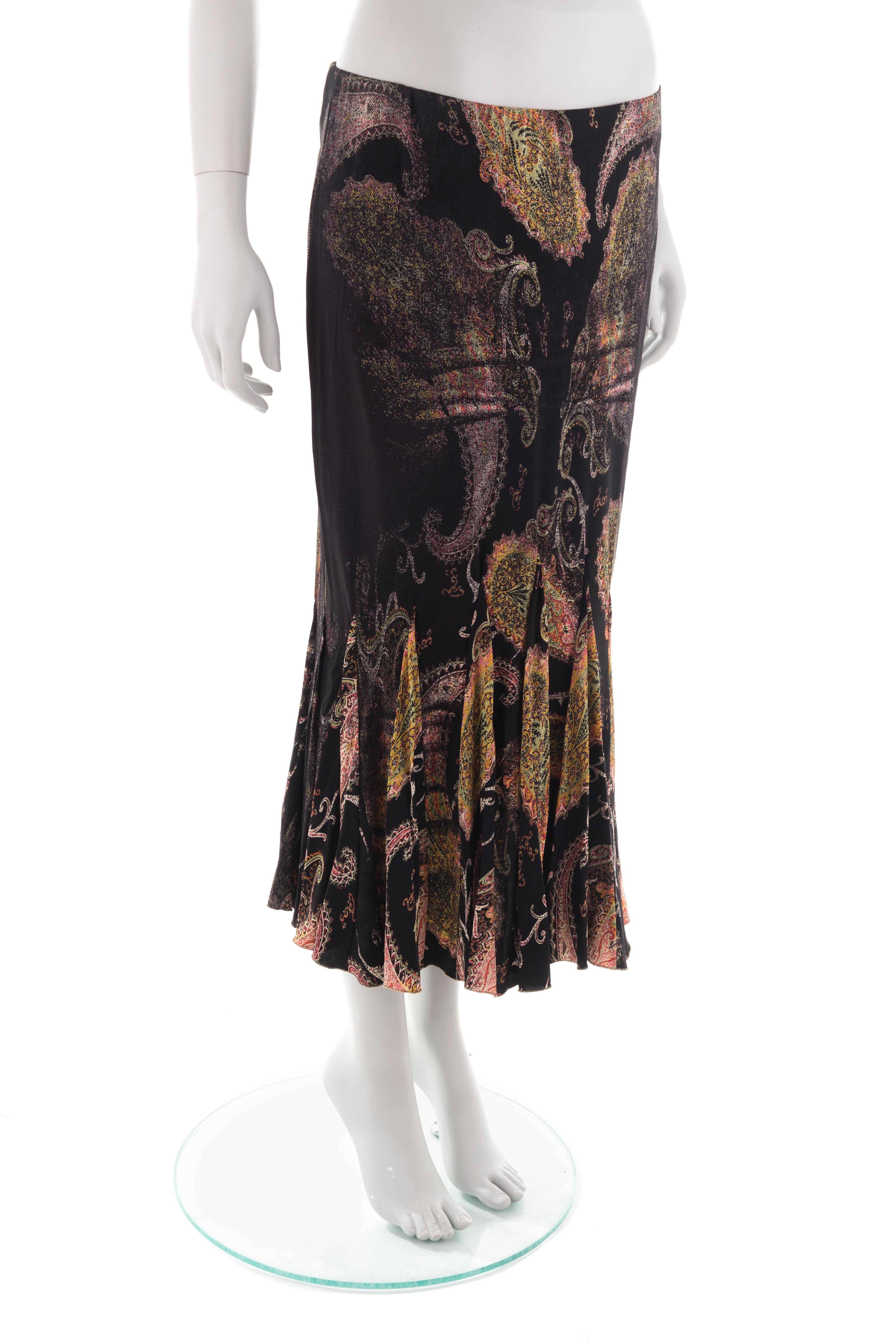 - Roberto Cavalli midi godet skirt
- Sold by Gold Palms Vintage
- Fall/Winter 2002
- Black with brown paisley print
- Size M
