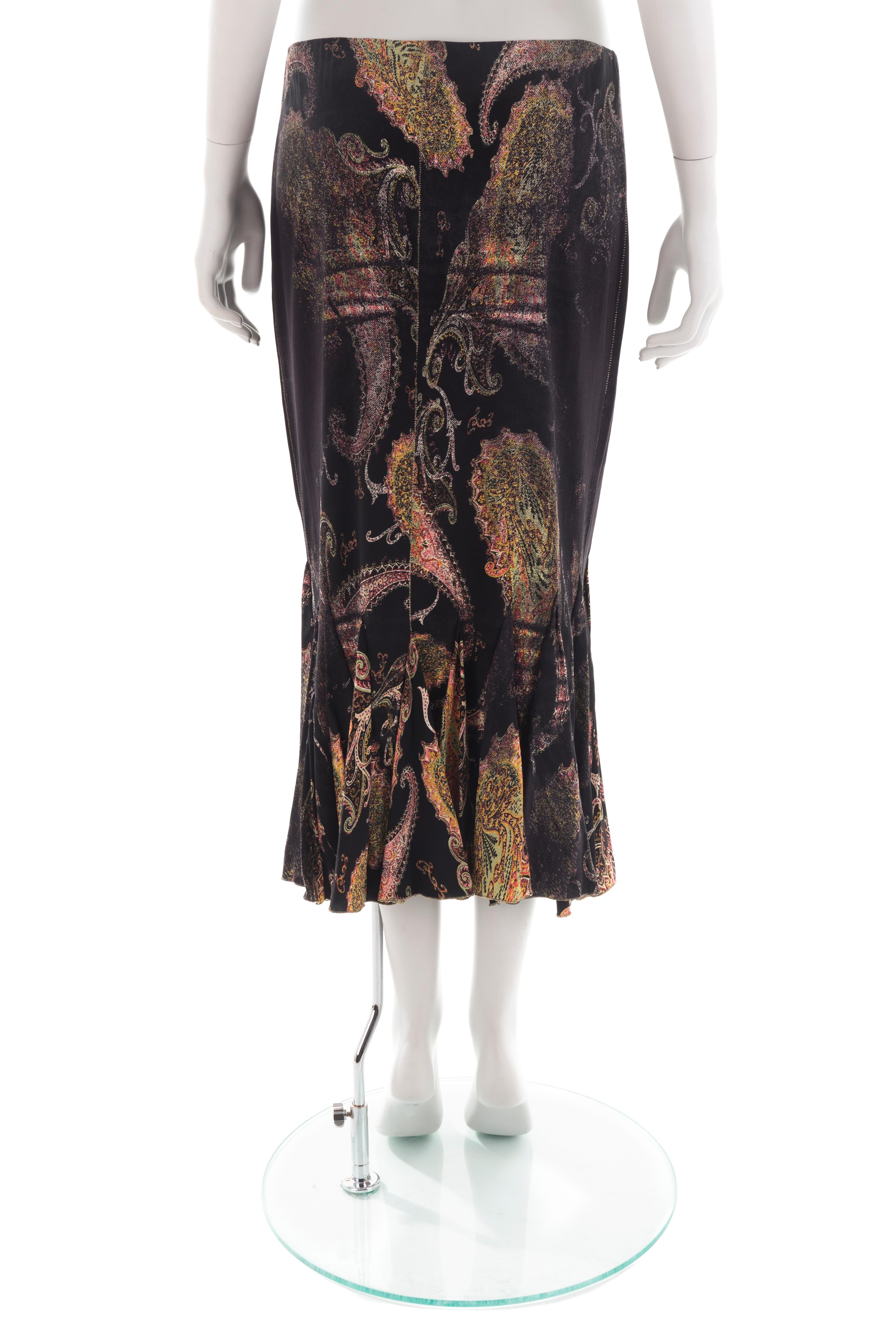 Roberto Cavalli F/W 2002 black and brown paisley godet skirt In Excellent Condition In Rome, IT