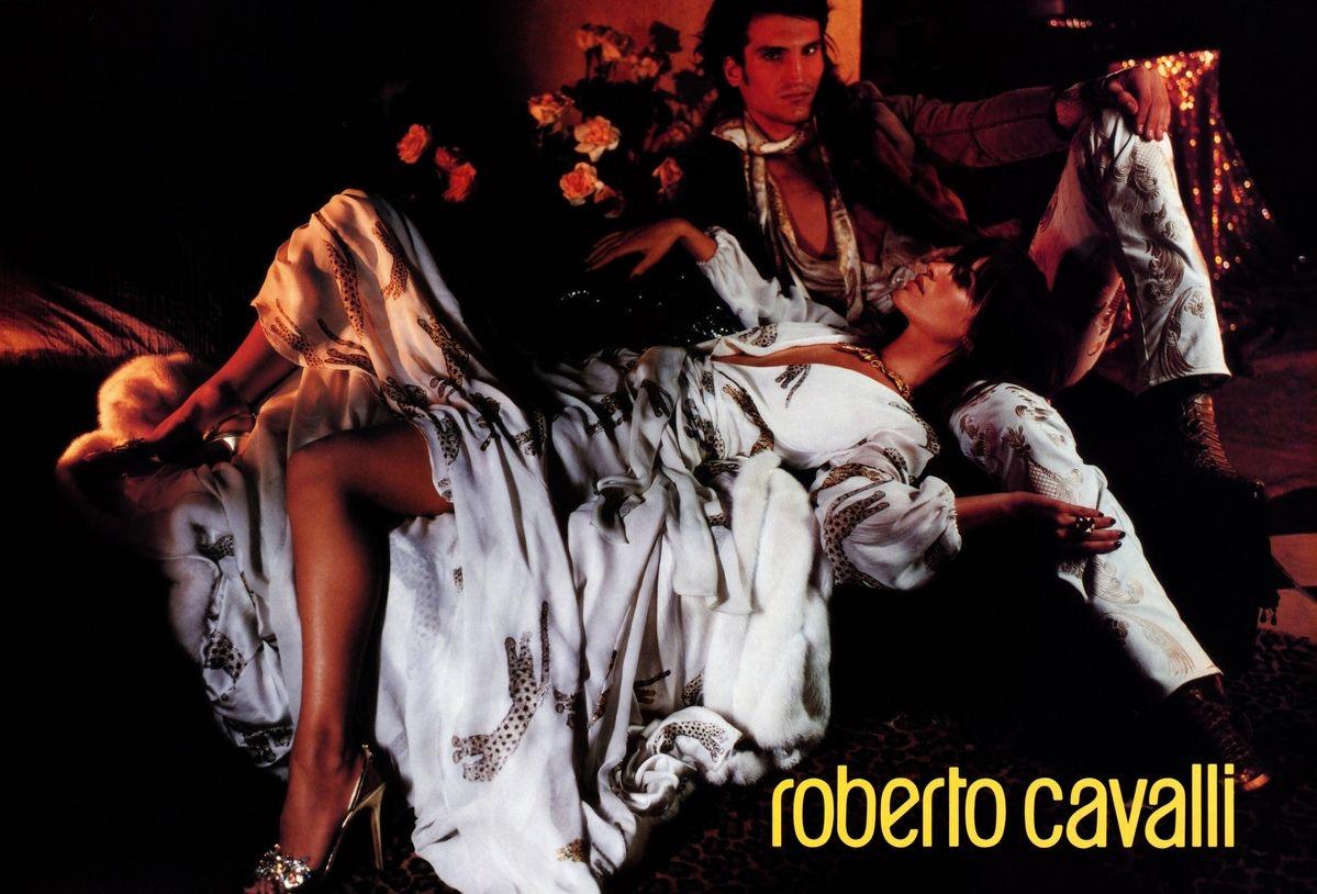 Roberto Cavalli F/W 2002 Ensemble pantalon noir imprimé léopards et tigres en vente 6