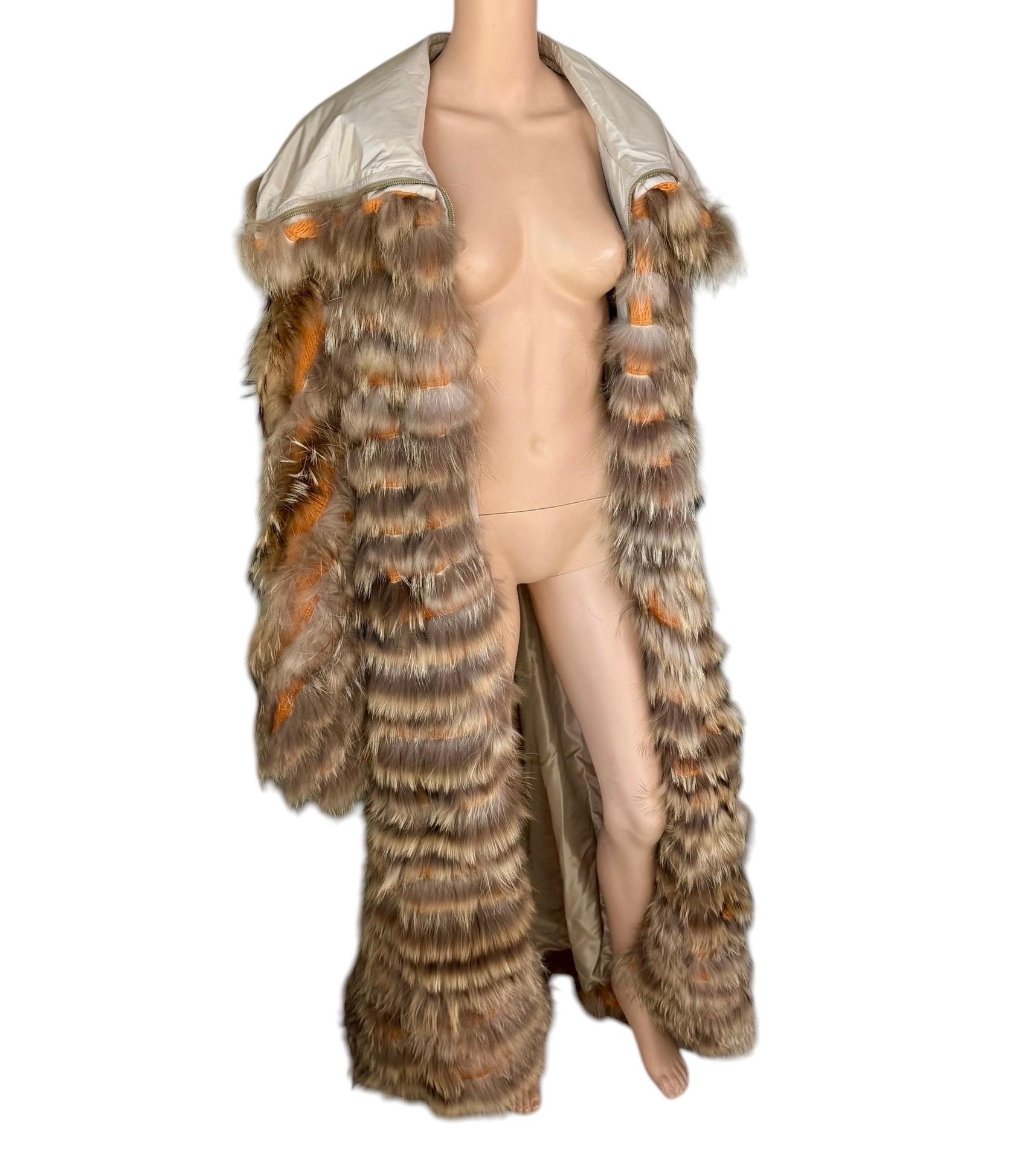 Roberto Cavalli A/I 2002 Passerella Non Indossato Colletto Completo Cerniera Maglia Pelliccia in vendita 12