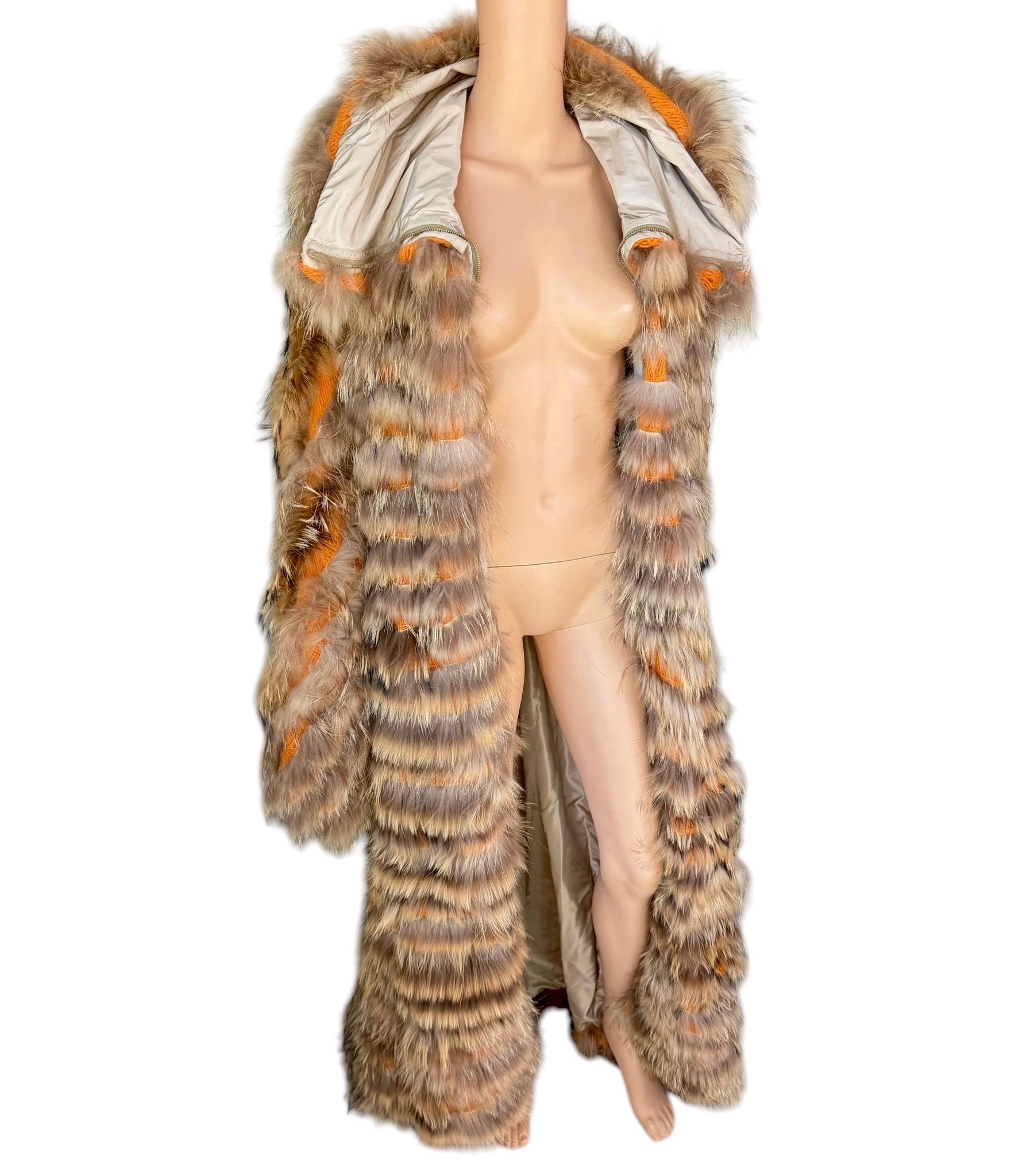 Roberto Cavalli A/I 2002 Passerella Non Indossato Colletto Completo Cerniera Maglia Pelliccia in vendita 2