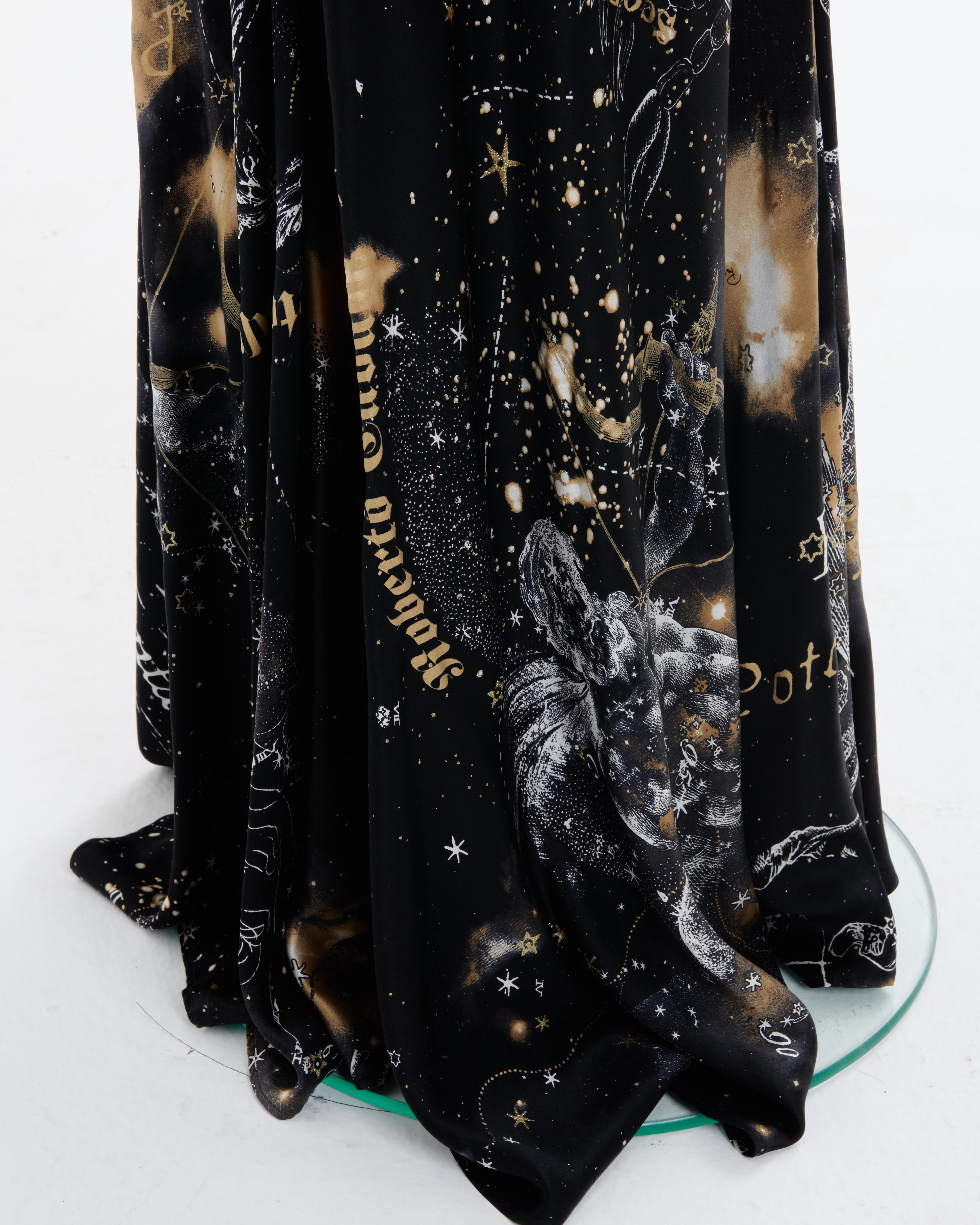 Roberto Cavalli F/H 2003 - Robe du soir en soie noire coupée en biais et imprimée 