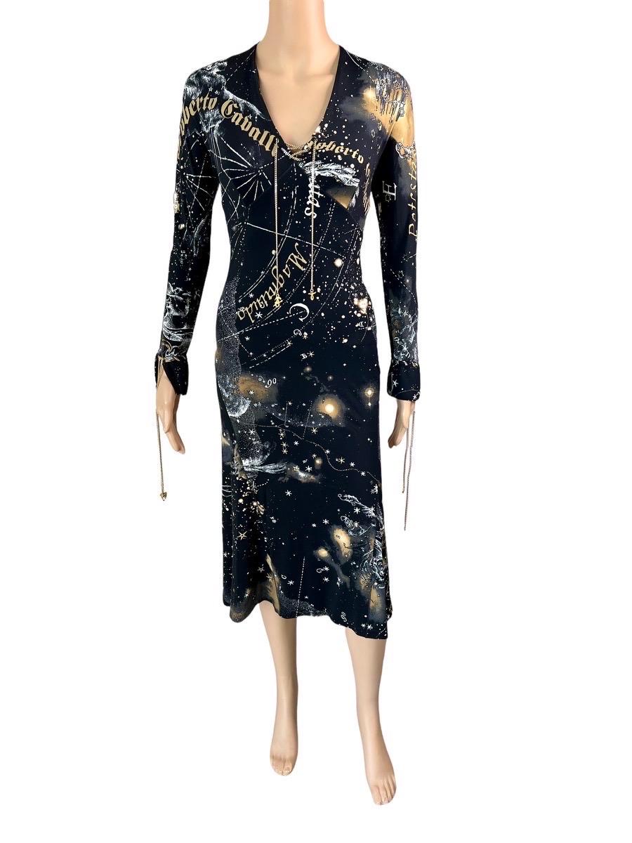 Roberto Cavalli H/W 2003 Spitzen-Midikleid mit Sternzeichen-Print und Astrologie-Druck (Schwarz) im Angebot