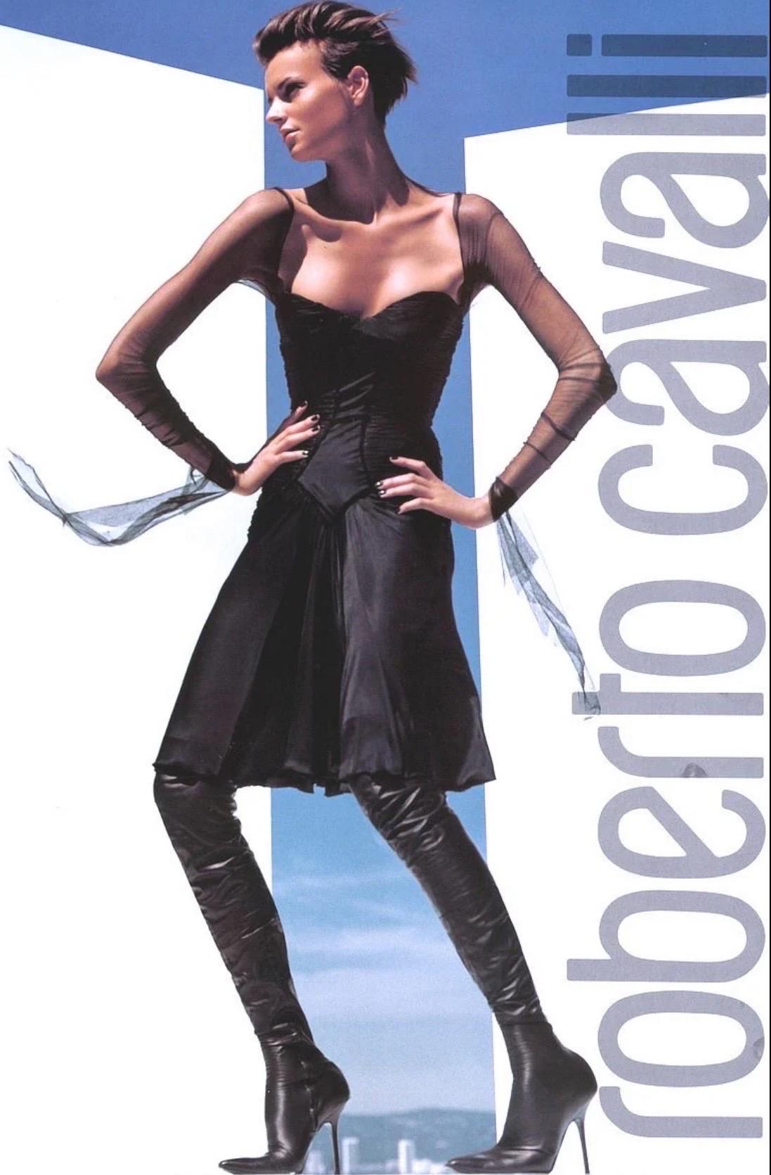 Roberto Cavalli F/W 2003 Laufsteg Ungetragenes durchsichtiges Mesh Bustier Tiefes gerafftes Kleid im Angebot 15