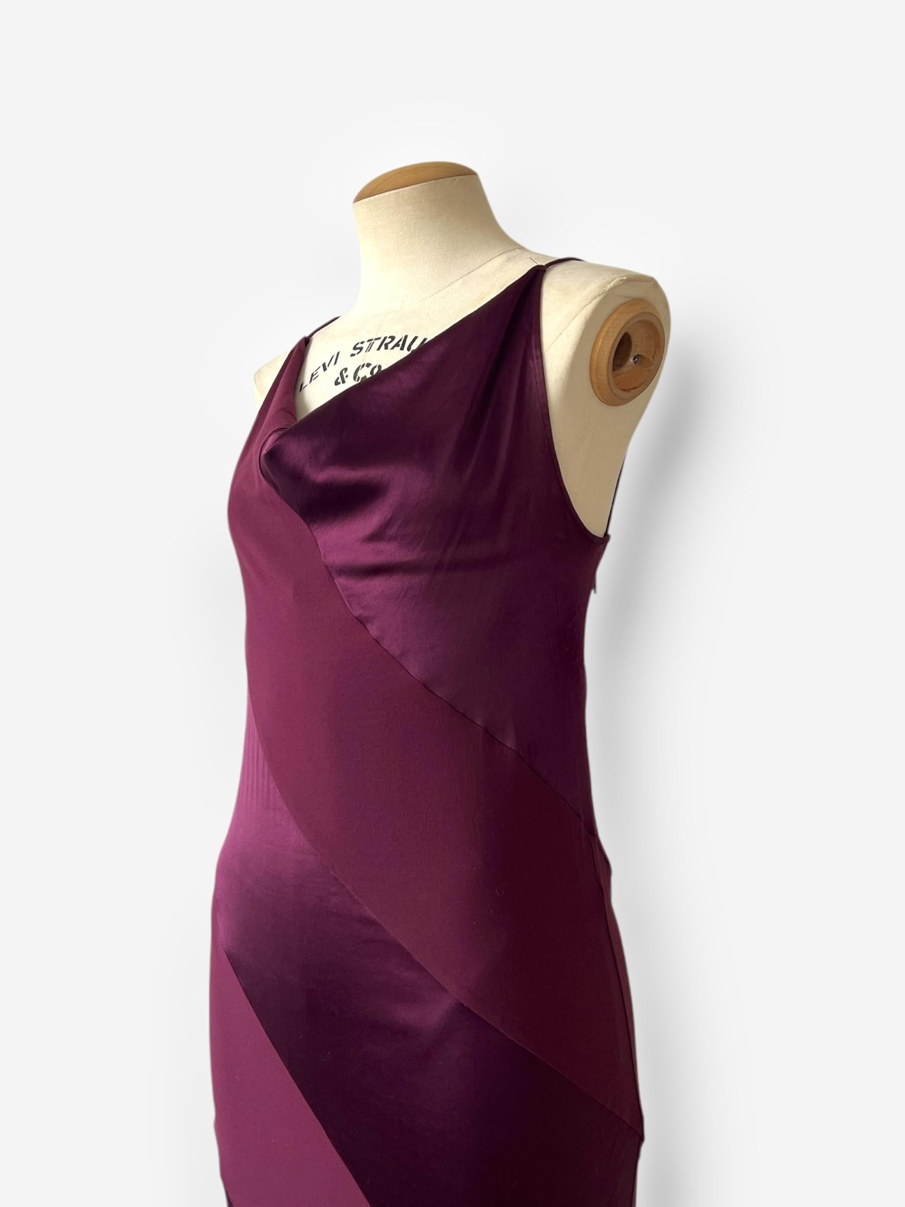 Roberto Cavalli F/W 2004 - Robe de soirée à manches longues en soie rouge bourgogne en vente 4