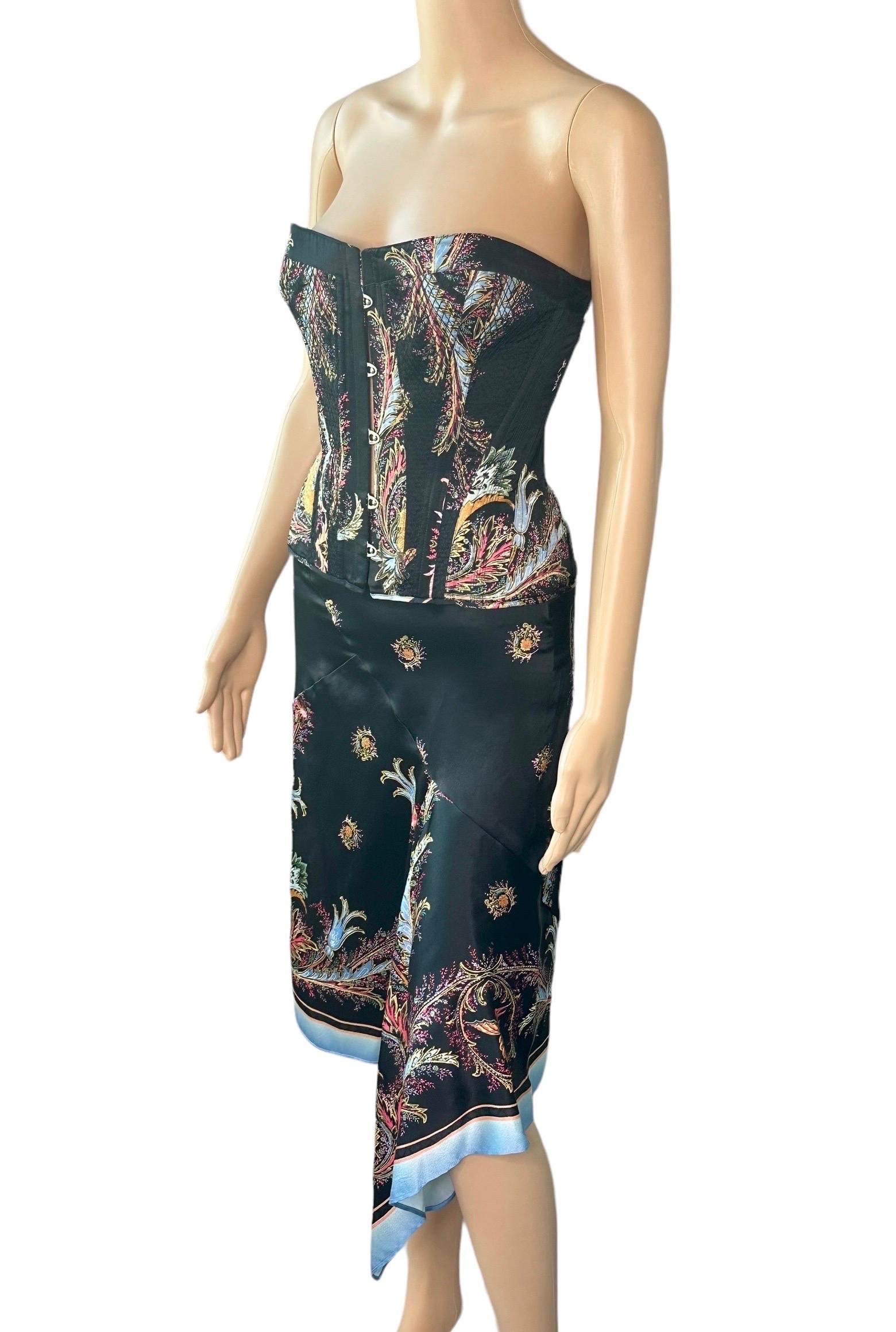 Grigio Roberto Cavalli A/I 2004 Corsetto Bustier Crop Top & Gonna Set 2 Pezzi Ensemble in vendita
