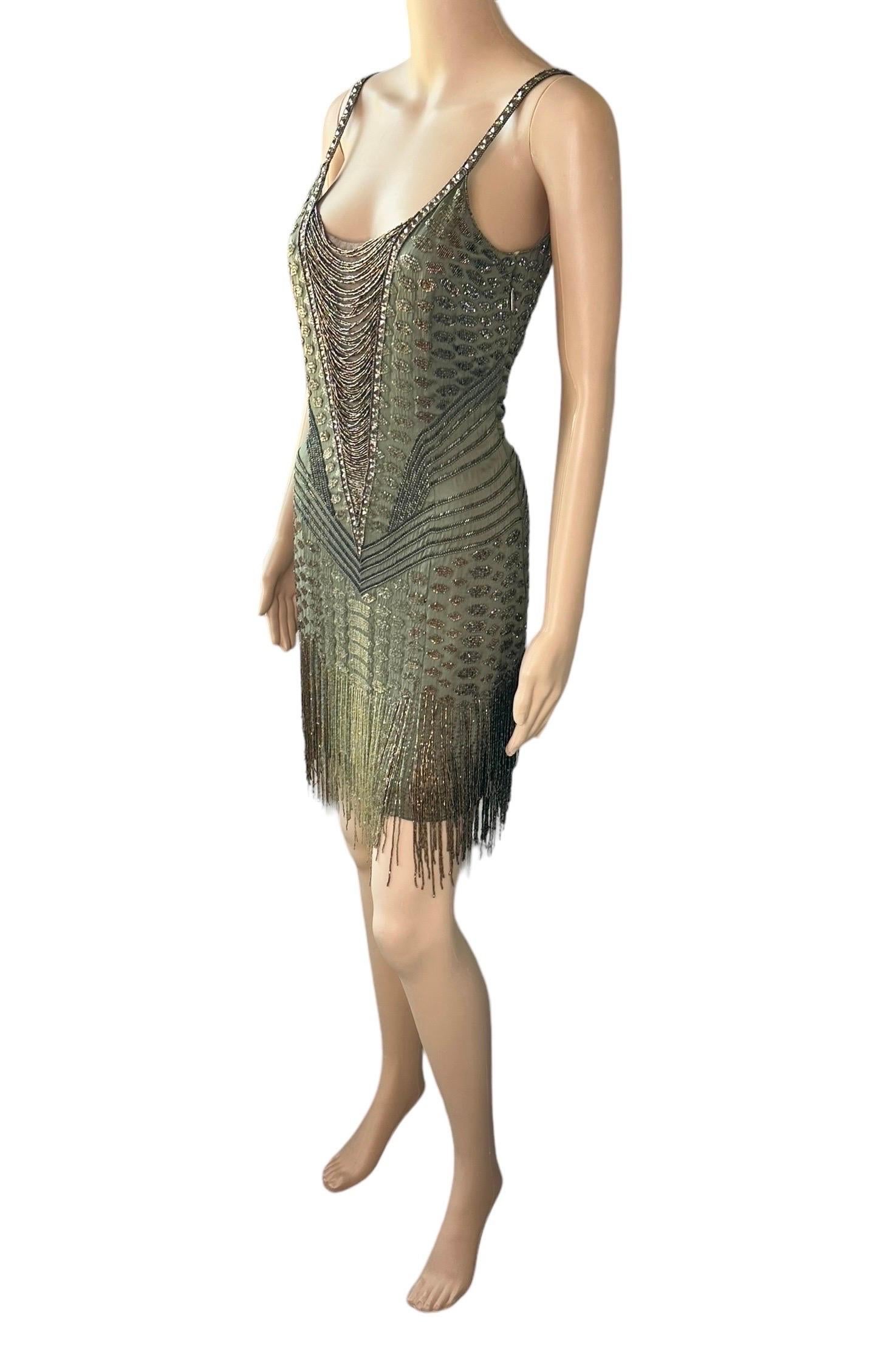 Roberto Cavalli H/W 2006 Verschönertes, perlenbesetztes, Fransenbesetztes Flapper-Minikleid mit offenem Rückenausschnitt im Angebot 7