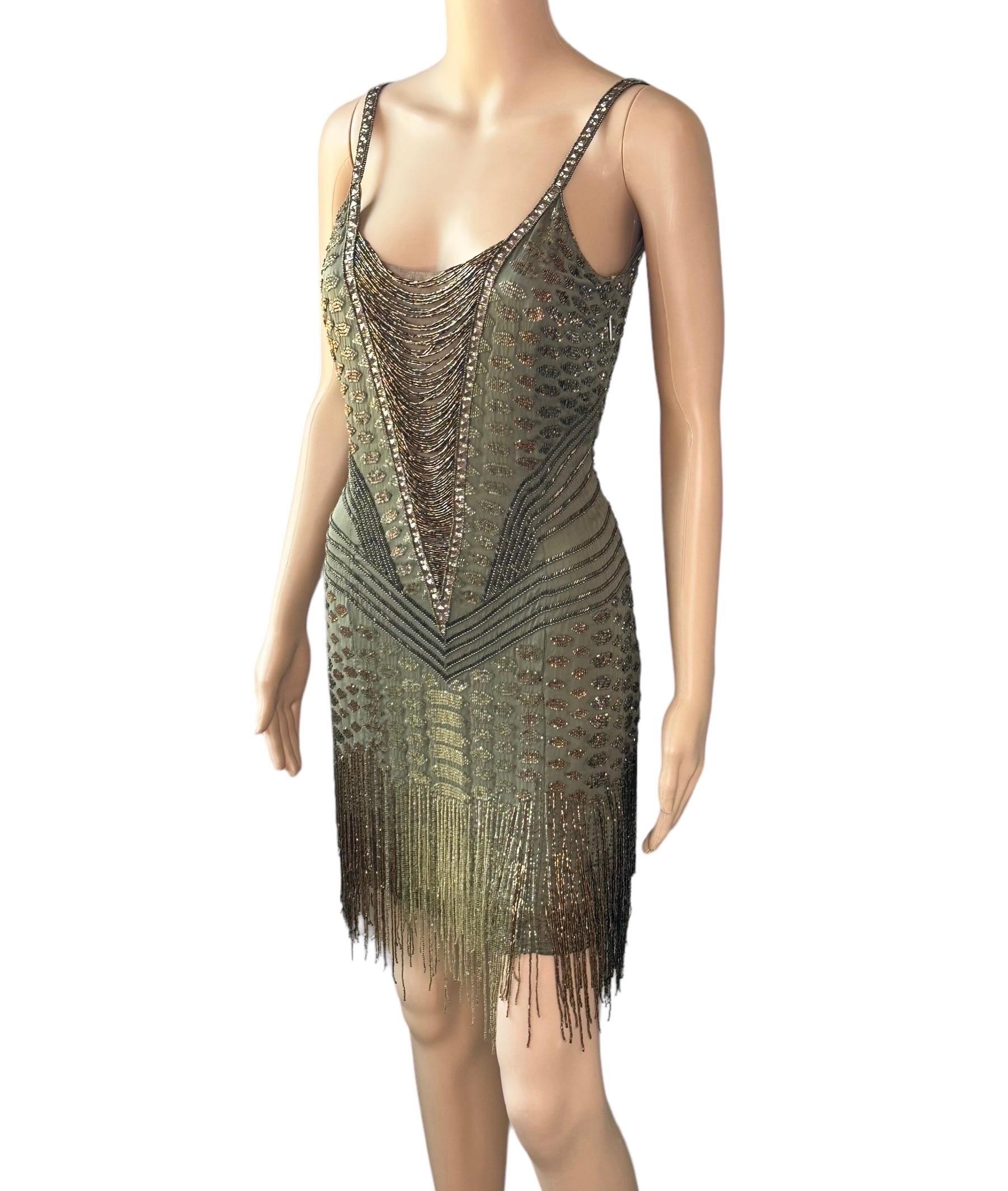 Roberto Cavalli H/W 2006 Verschönertes, perlenbesetztes, Fransenbesetztes Flapper-Minikleid mit offenem Rückenausschnitt im Angebot 1